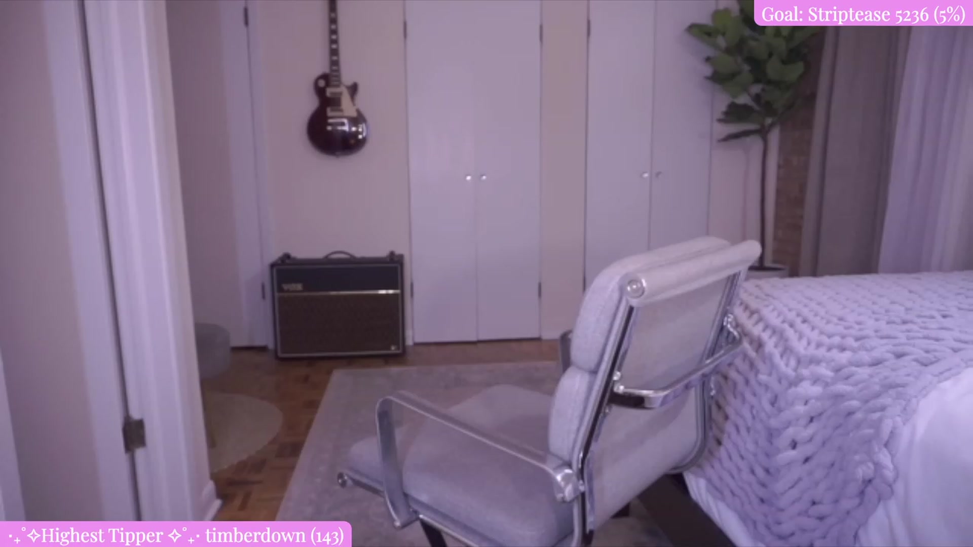 Gallery image thumbnail from SkylarSays's myfreecams stream on, 06/21/2023, 03:33 image 7 of 20