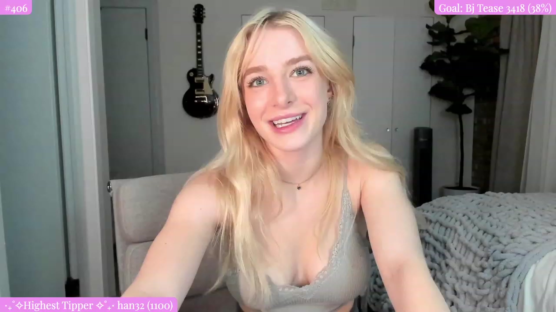 Gallery image thumbnail from SkylarSays's myfreecams stream on, 08/09/2023, 03:37 image 19 of 20