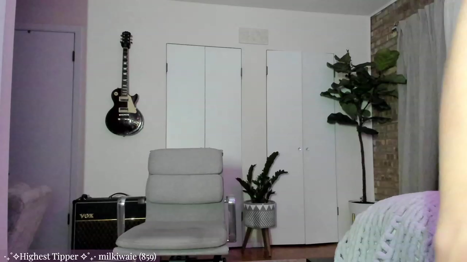 Gallery image thumbnail from SkylarSays's myfreecams stream on, 08/31/2023, 04:52 image 4 of 20