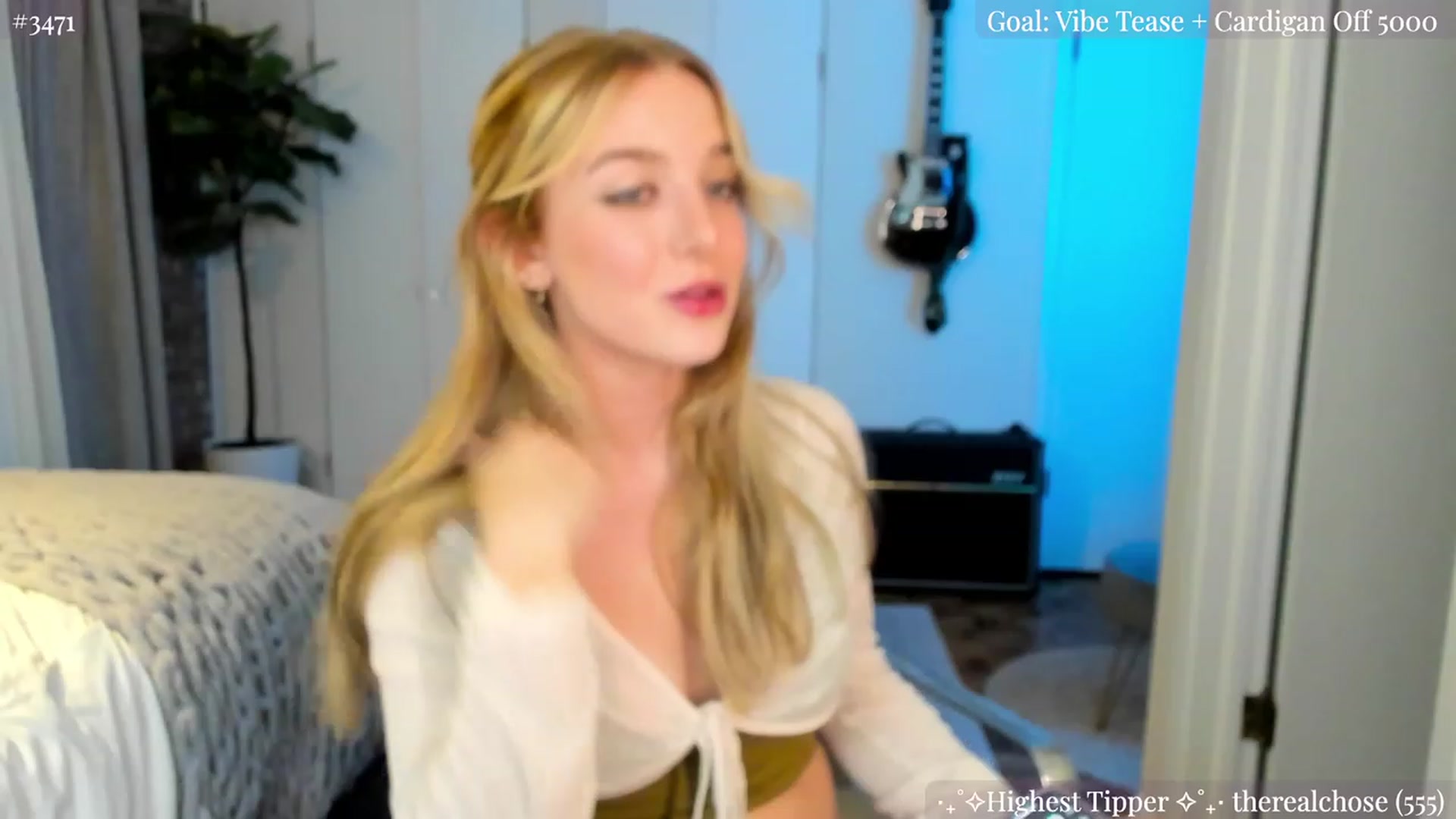Gallery image thumbnail from SkylarSays's myfreecams stream on, 10/03/2023, 04:08 image 4 of 20