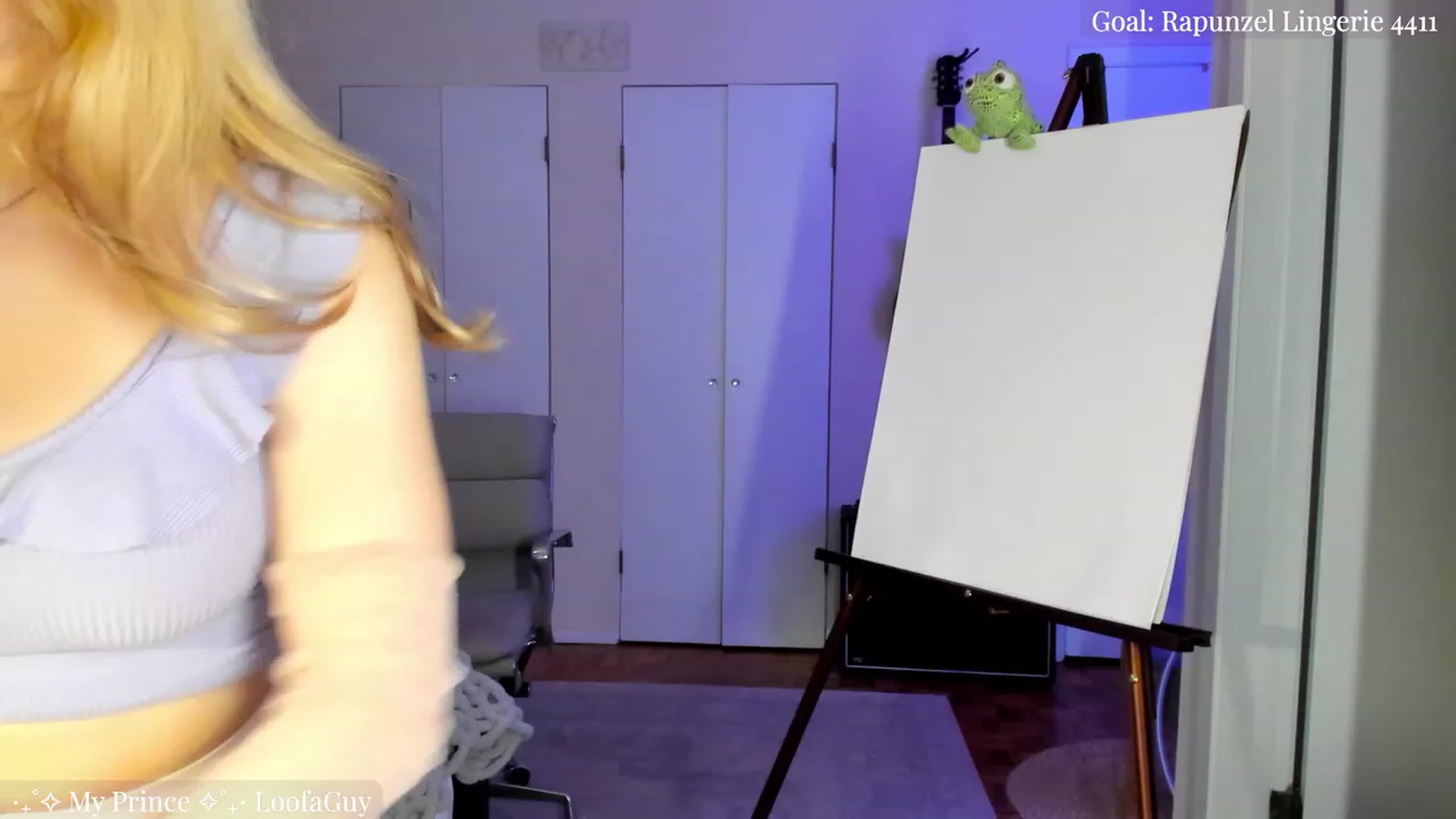 Gallery image thumbnail from SkylarSays's myfreecams stream on, 10/18/2023, 03:59 image 17 of 20