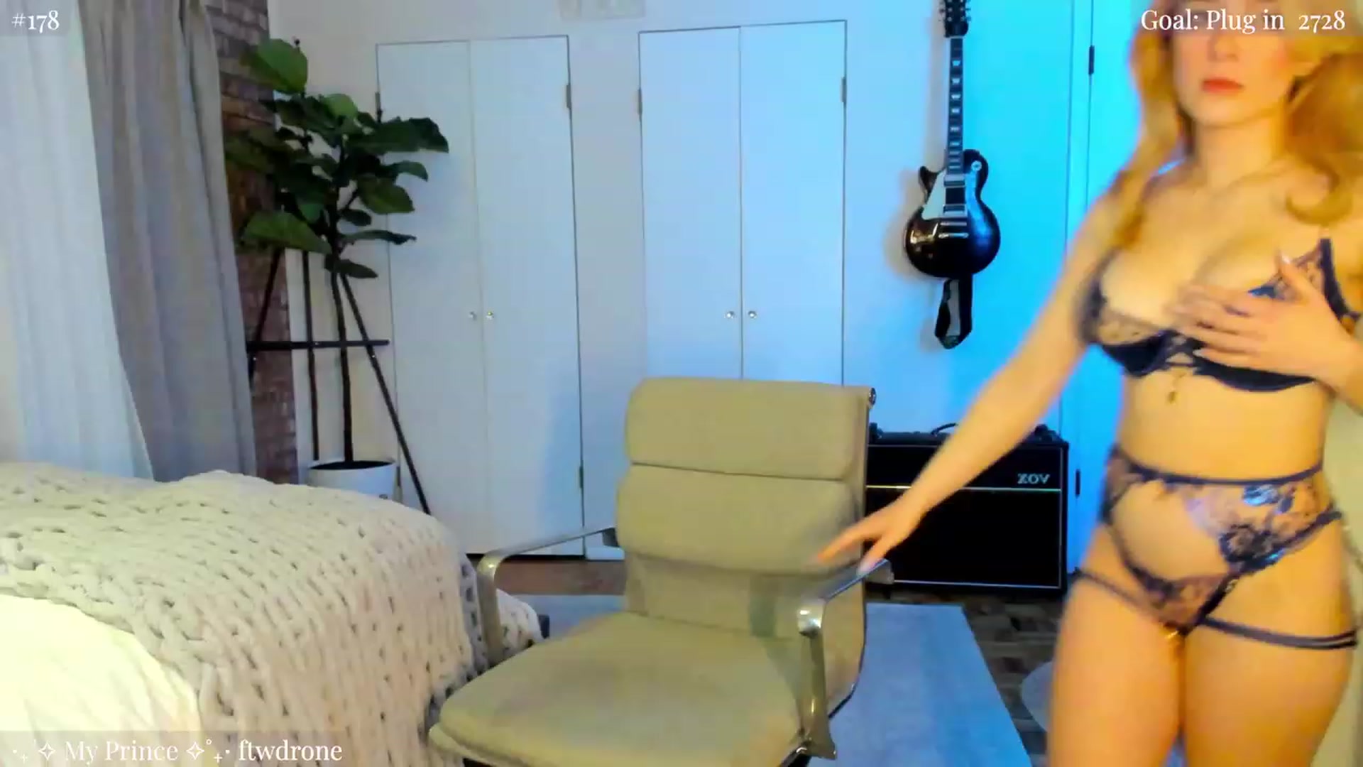 Gallery image thumbnail from SkylarSays's myfreecams stream on, 10/20/2023, 05:23 image 4 of 20