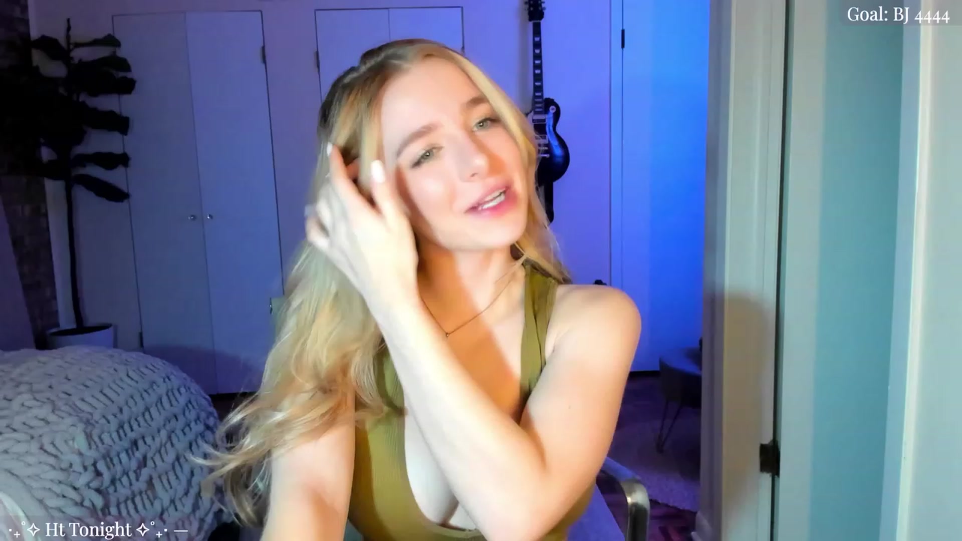 Gallery image thumbnail from SkylarSays's myfreecams stream on, 11/02/2023, 04:16 image 17 of 20