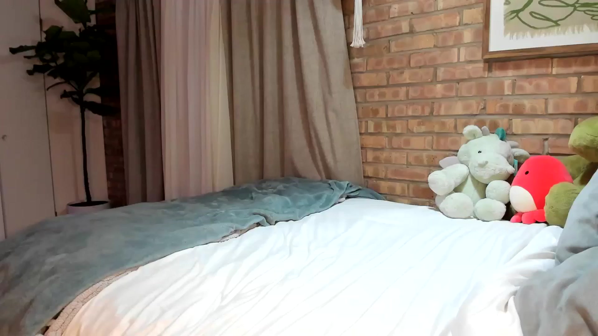 Gallery image thumbnail from SkylarSays's myfreecams stream on, 11/04/2023, 04:01 image 7 of 20