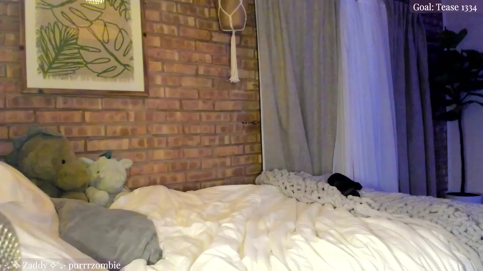Gallery image thumbnail from SkylarSays's myfreecams stream on, 11/05/2023, 06:56 image 20 of 20