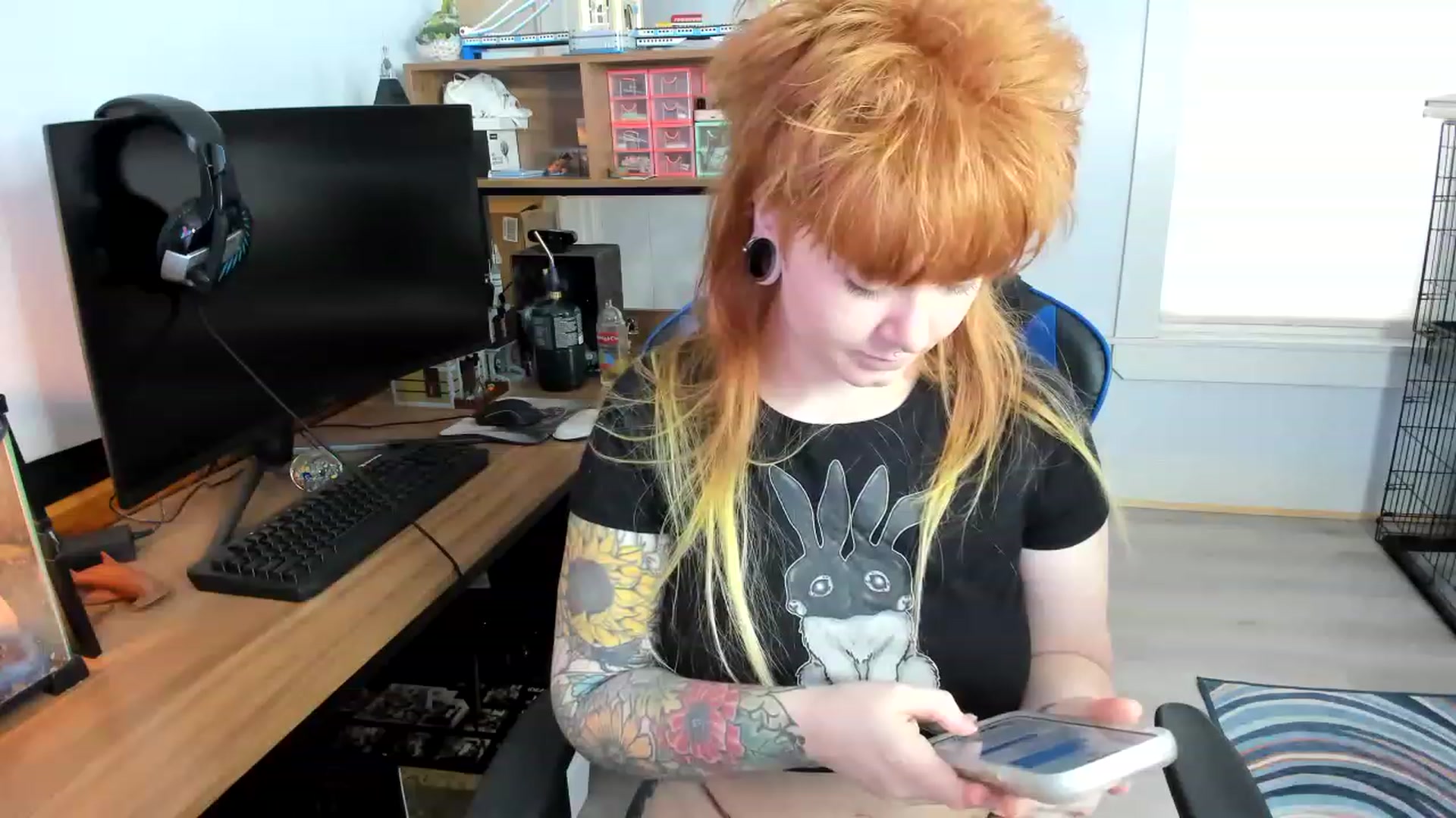 Gallery image thumbnail from SkylarShark's myfreecams stream on, 02/26/2023, 15:51 image 7 of 20