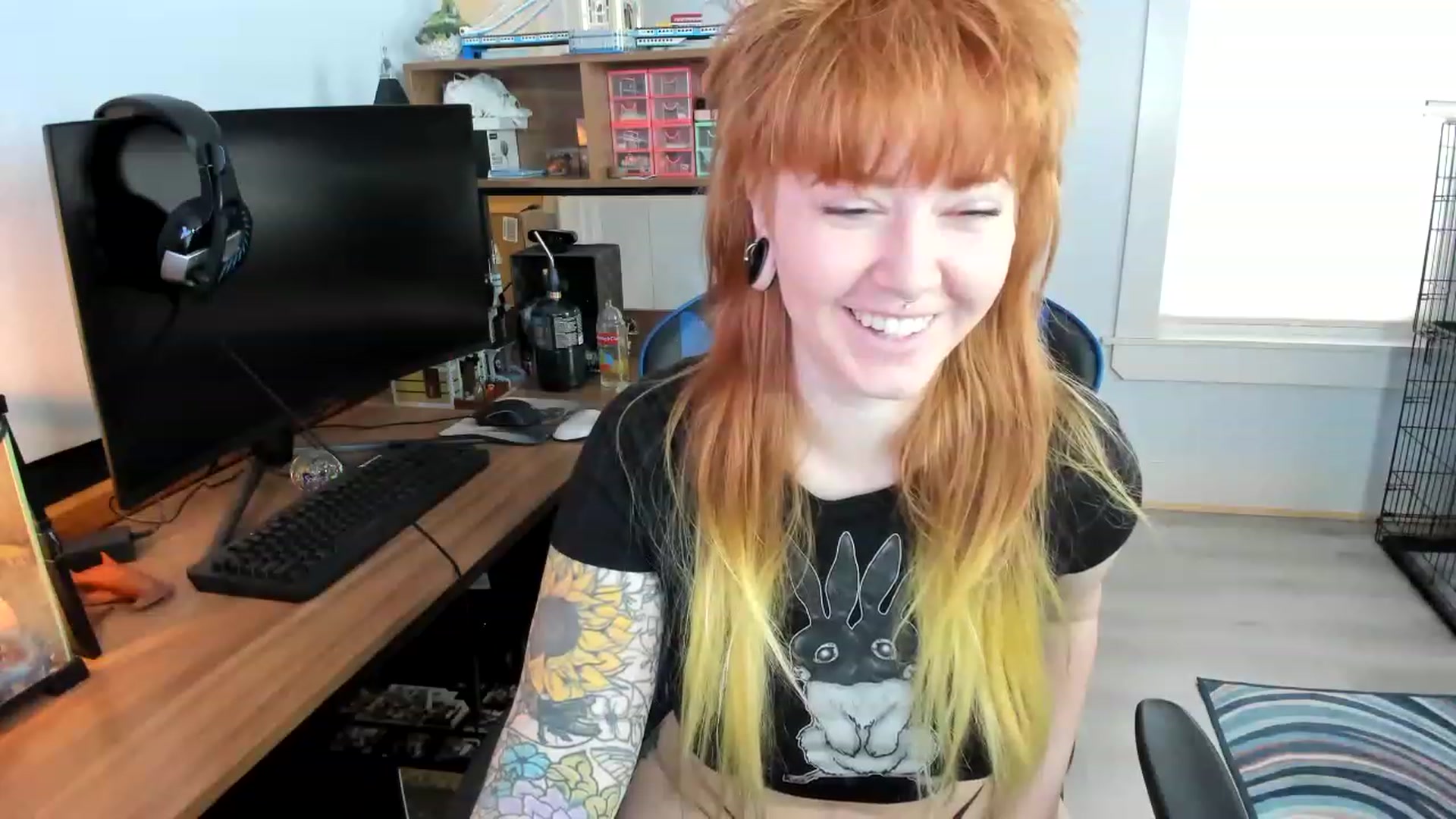 Gallery image thumbnail from SkylarShark's myfreecams stream on, 02/26/2023, 15:51 image 17 of 20