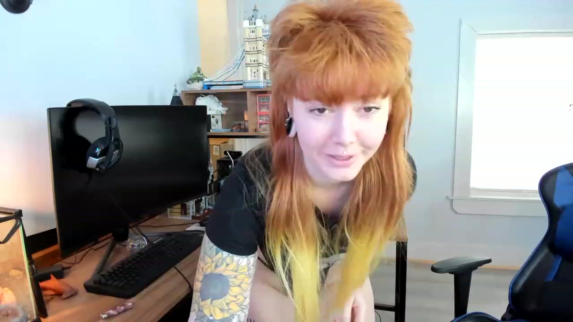 Gallery image thumbnail from SkylarShark's myfreecams stream on, 02/26/2023, 16:14 image 13 of 20