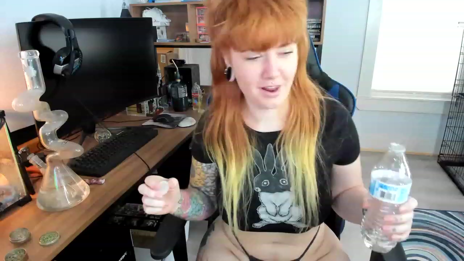Gallery image thumbnail from SkylarShark's myfreecams stream on, 02/26/2023, 16:50 image 1 of 20