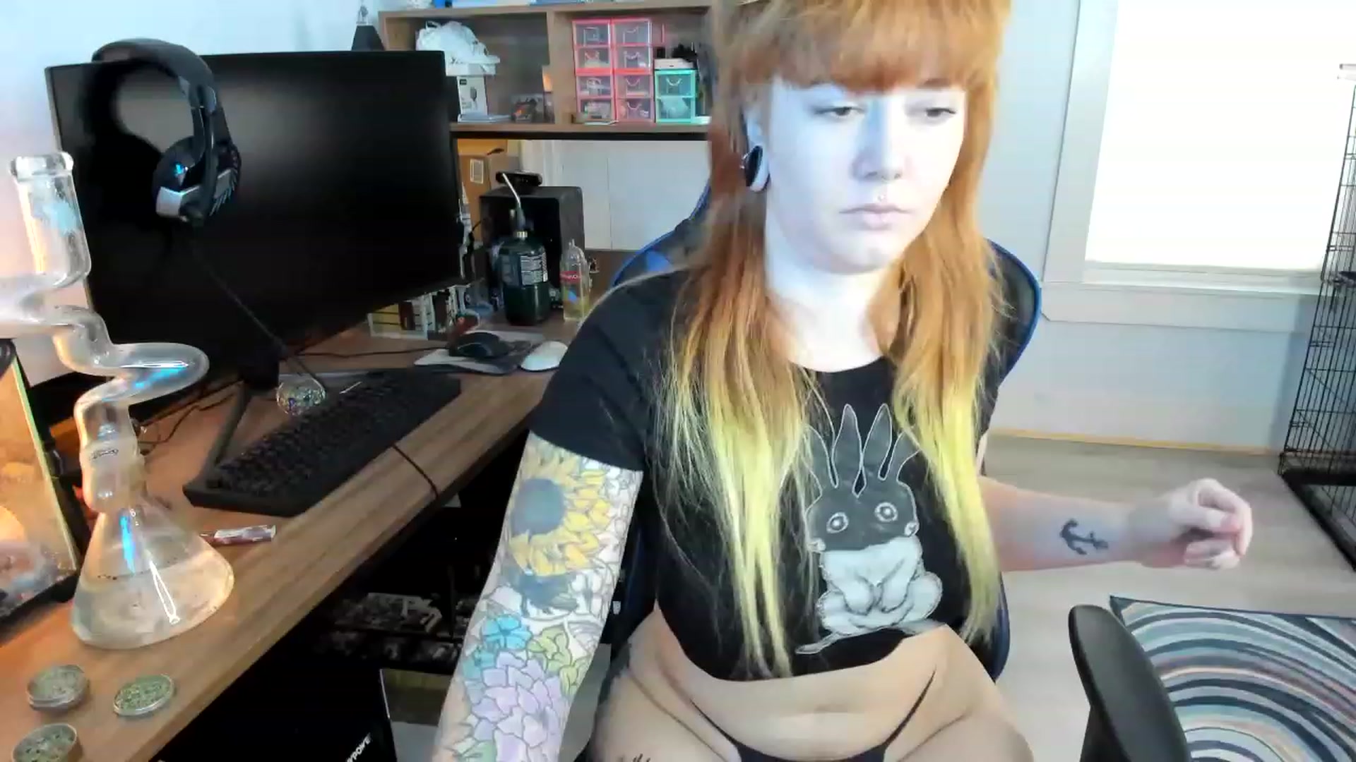 Gallery image thumbnail from SkylarShark's myfreecams stream on, 02/26/2023, 16:50 image 7 of 20