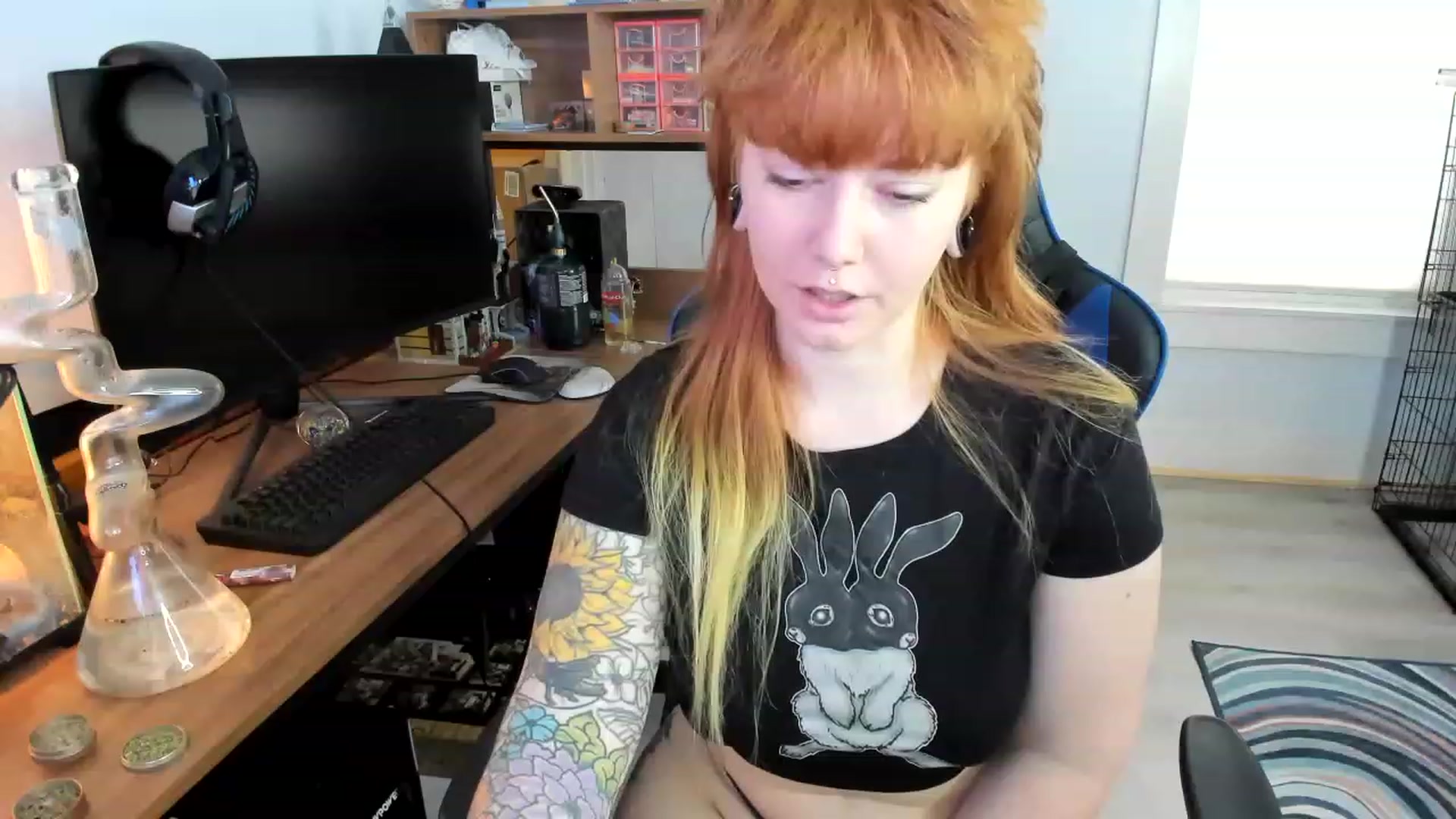 Gallery image thumbnail from SkylarShark's myfreecams stream on, 02/26/2023, 16:50 image 12 of 20