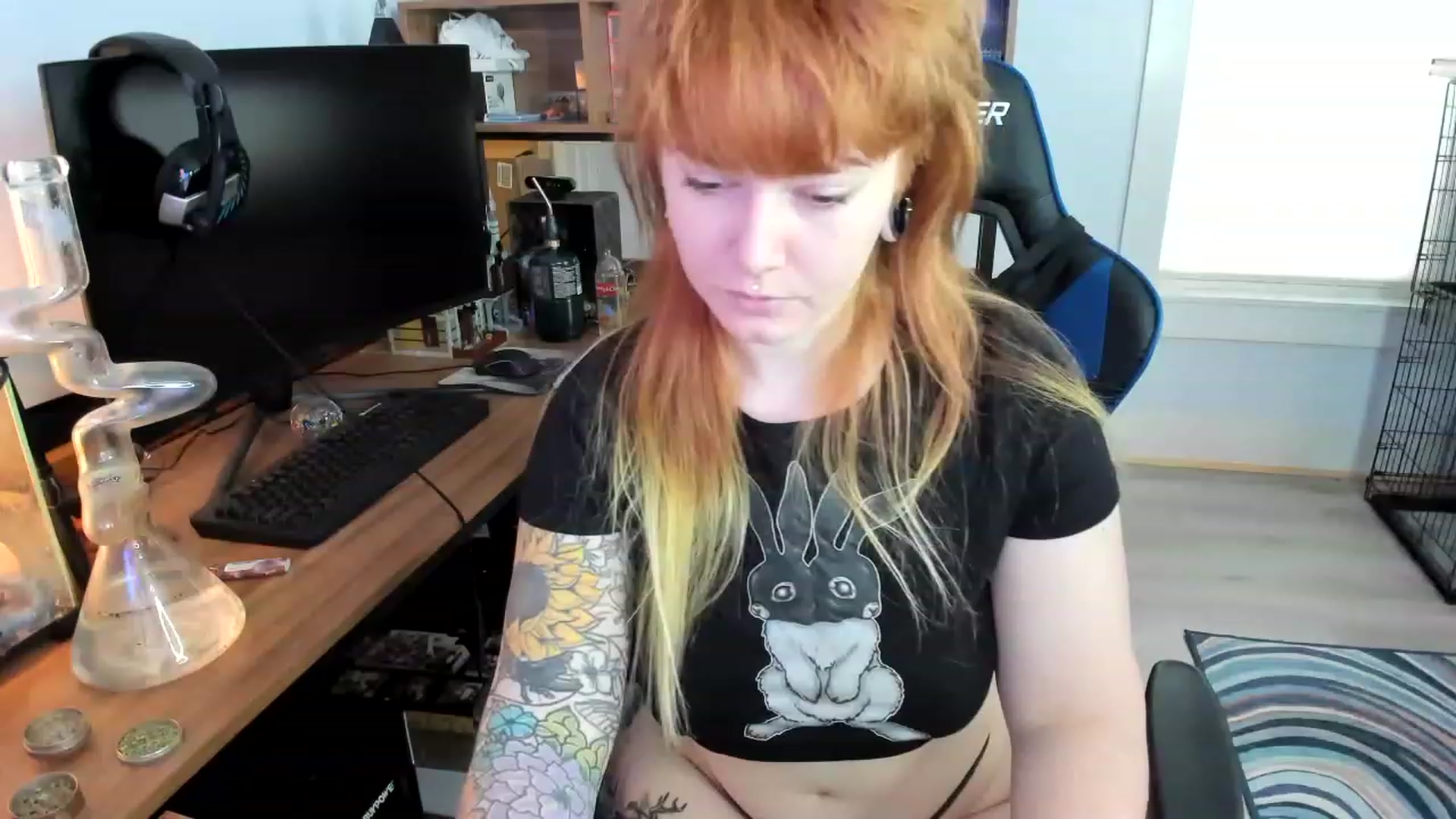 Gallery image thumbnail from SkylarShark's myfreecams stream on, 02/26/2023, 16:50 image 19 of 20