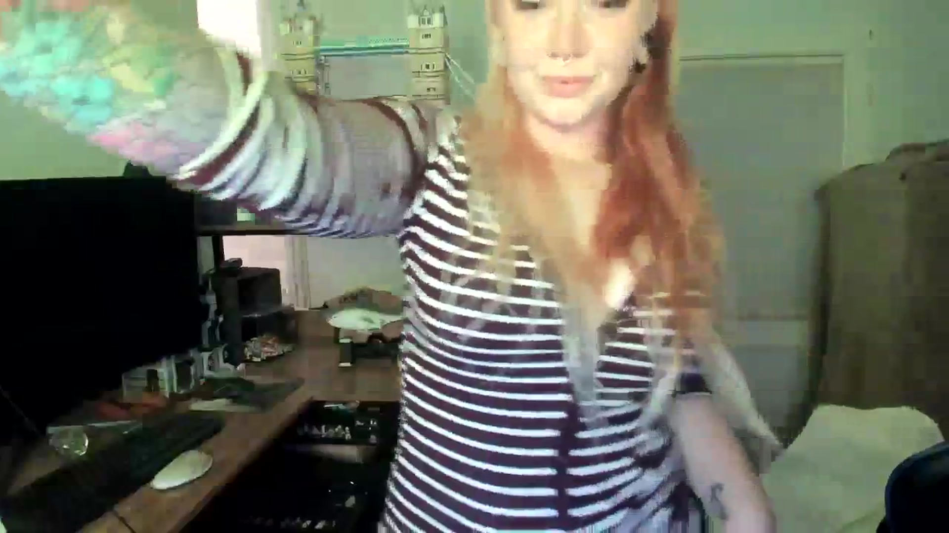 Gallery image thumbnail from SkylarShark's myfreecams stream on, 11/25/2023, 22:24 image 2 of 20