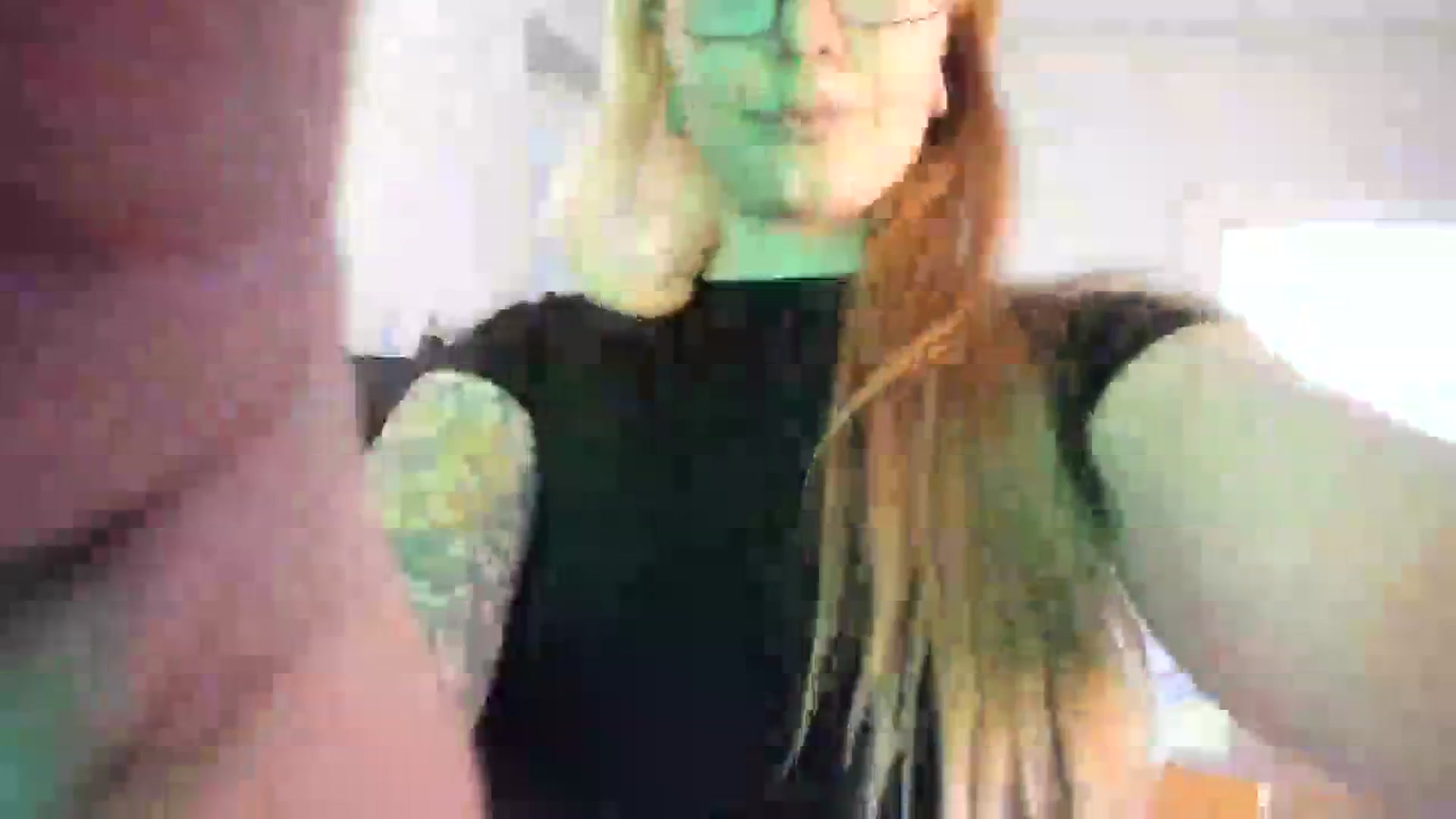 Gallery image thumbnail from SkylarShark's myfreecams stream on, 01/12/2024, 17:38 image 10 of 20