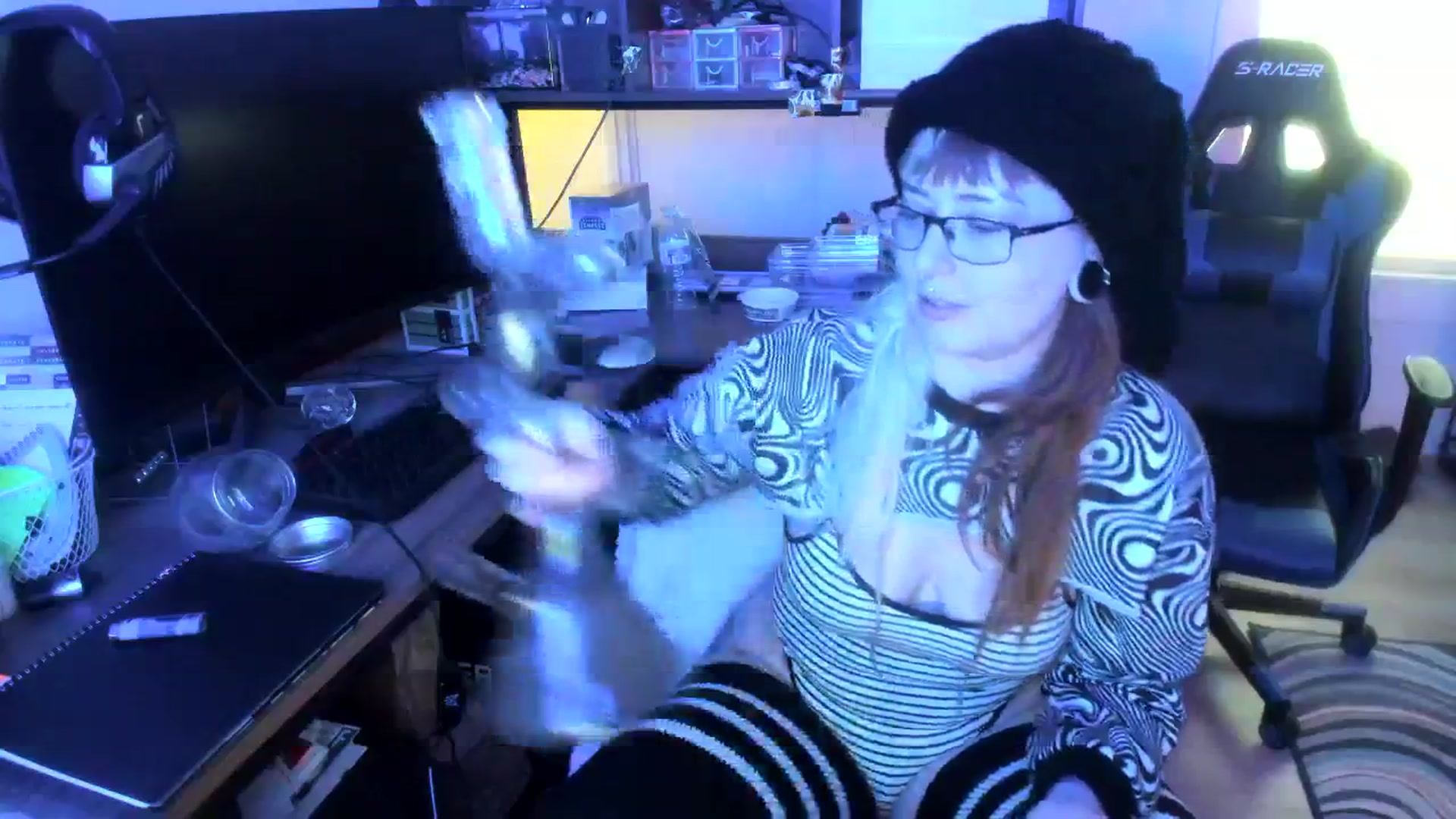 Gallery image thumbnail from SkylarShark's myfreecams stream on, 03/29/2024, 16:44 image 19 of 20