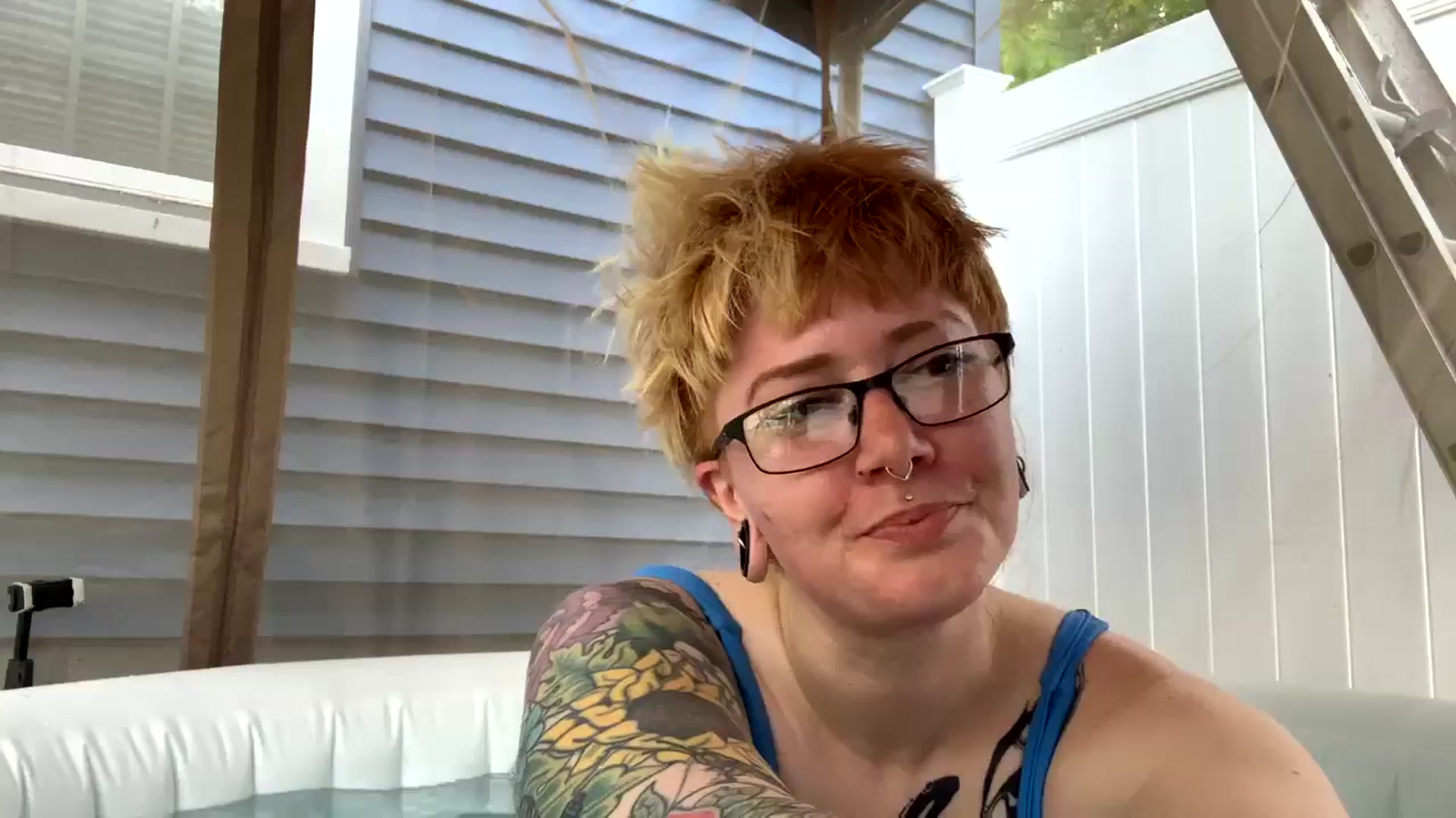 Gallery image thumbnail from SkylarShark's myfreecams stream on, 05/26/2024, 20:09 image 16 of 20