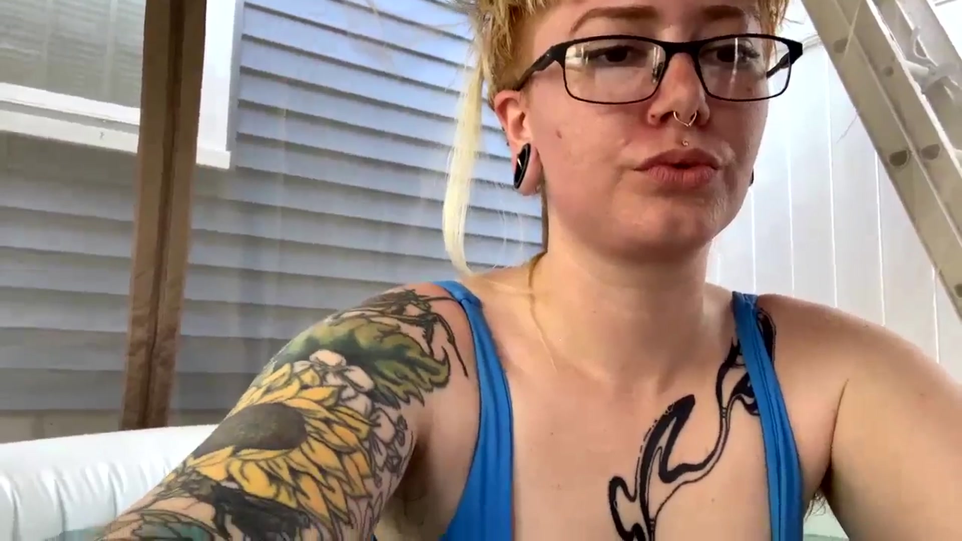 Gallery image thumbnail from SkylarShark's myfreecams stream on, 05/26/2024, 20:09 image 4 of 20