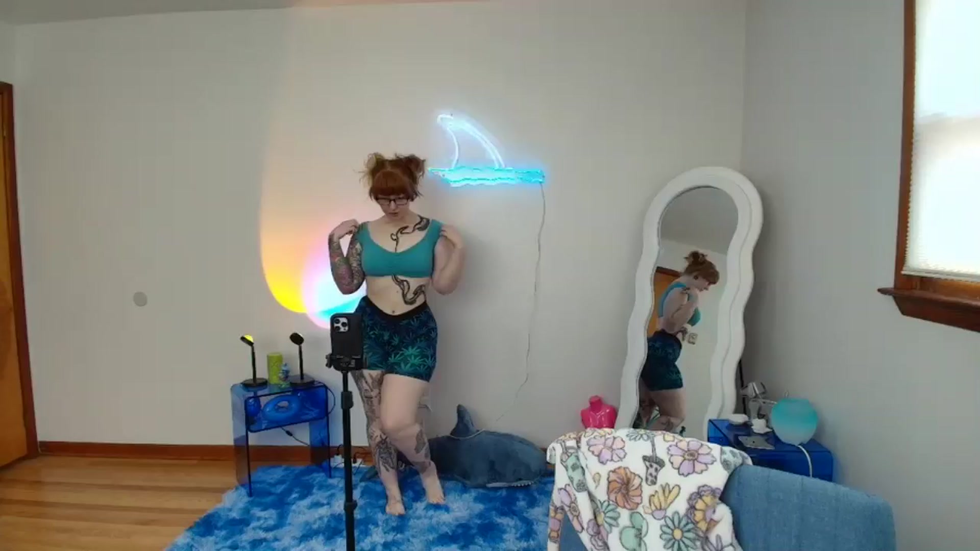 Gallery image thumbnail from SkylarShark's myfreecams stream on, 03/04/2025, 17:08 image 8 of 20
