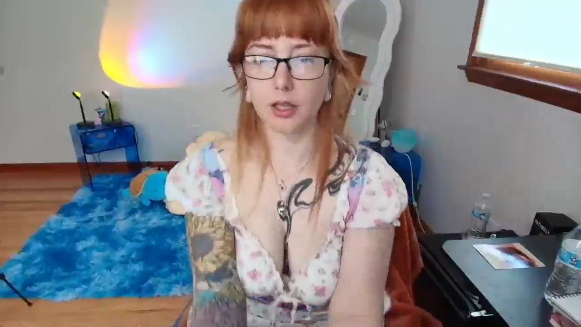 Gallery image thumbnail from SkylarShark's myfreecams stream on, 04/01/2025, 16:01 image 13 of 20