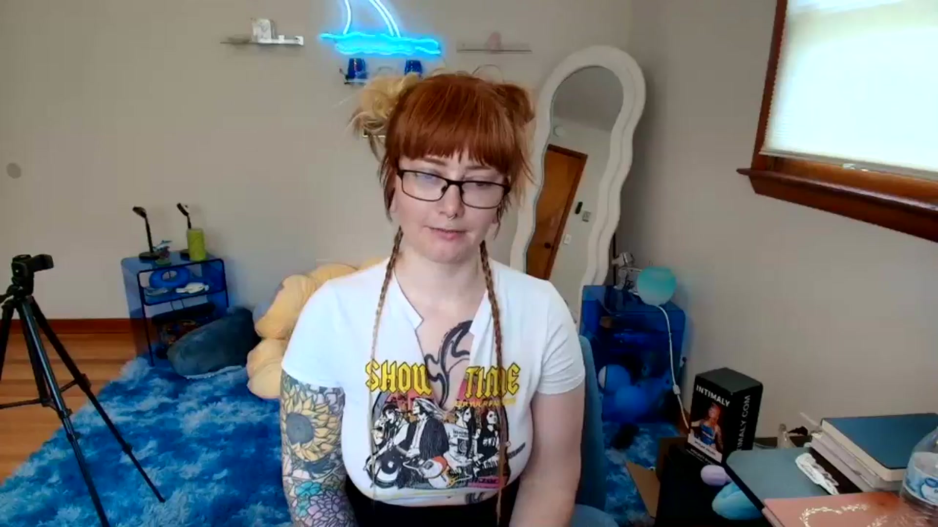 Gallery image thumbnail from SkylarShark's myfreecams stream on, 04/22/2025, 16:13 image 4 of 20