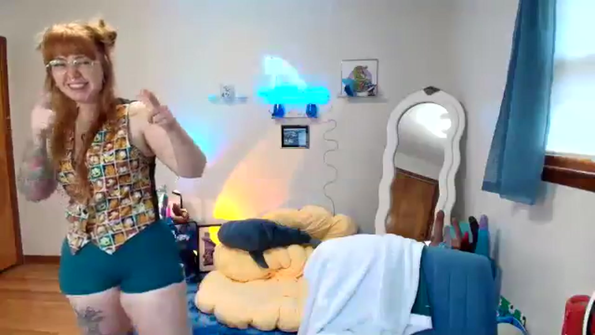 Gallery image thumbnail from SkylarShark's myfreecams stream on, 11/25/2025, 16:54 image 16 of 20