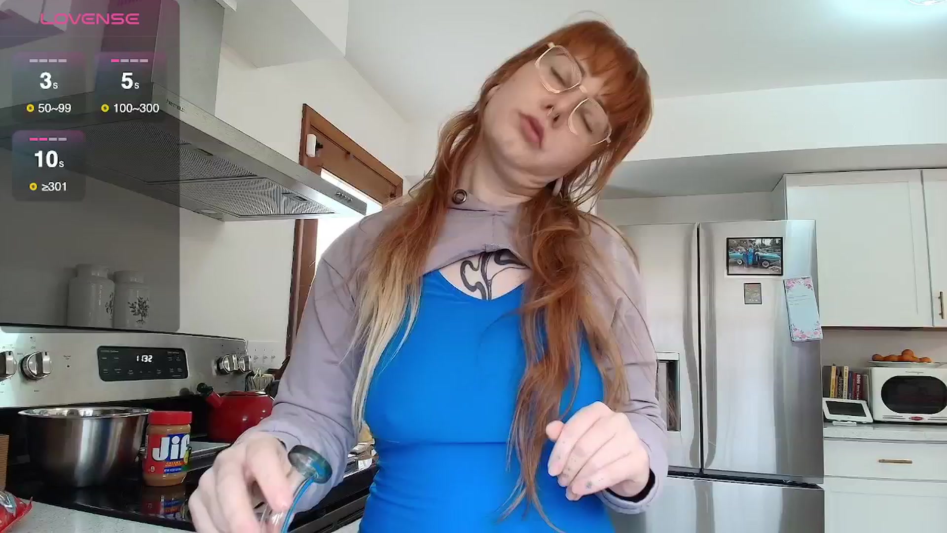 Gallery image thumbnail from SkylarShark's myfreecams stream on, 03/03/2026, 18:17 image 1 of 20