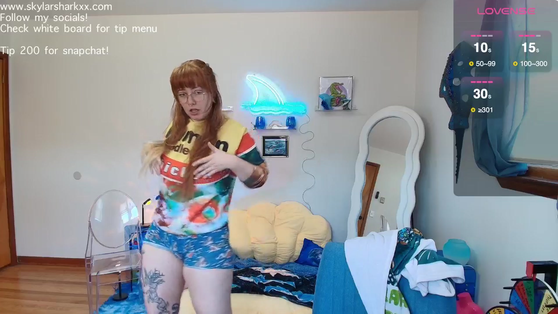 Gallery image thumbnail from SkylarShark's myfreecams stream on, 03/24/2026, 17:03 image 8 of 20