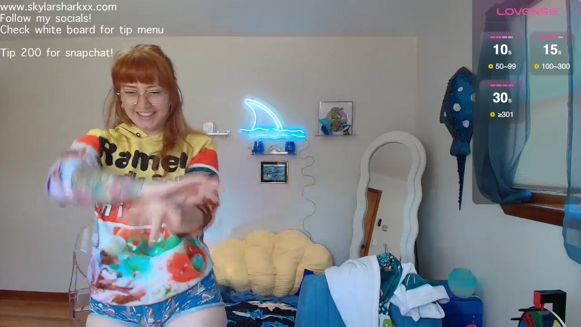 Gallery image thumbnail from SkylarShark's myfreecams stream on, 03/24/2026, 17:03 image 5 of 20