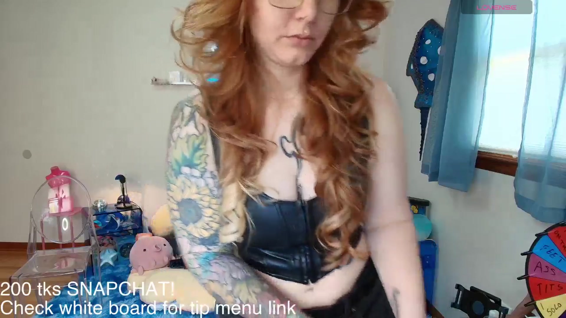 Gallery image thumbnail from SkylarShark's myfreecams stream on, 04/21/2026, 16:18 image 10 of 20