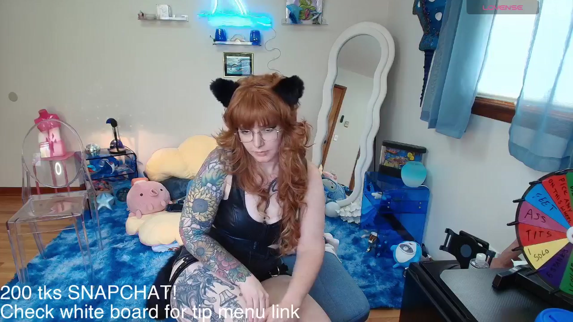 Gallery image thumbnail from SkylarShark's myfreecams stream on, 04/21/2026, 16:18 image 16 of 20