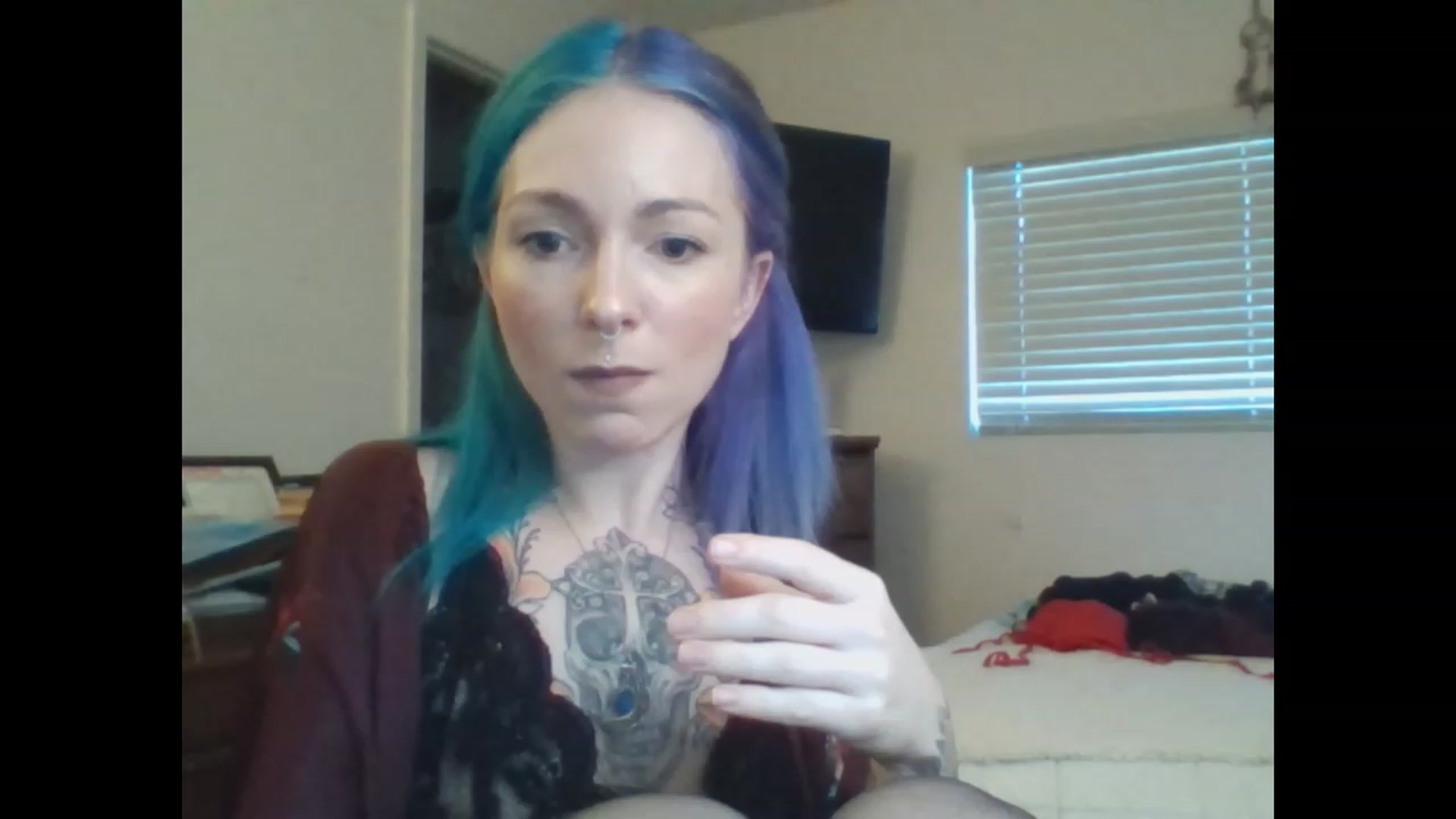 Gallery image thumbnail from SkylerGreigh's myfreecams stream on, 01/26/2023, 15:10 image 5 of 20