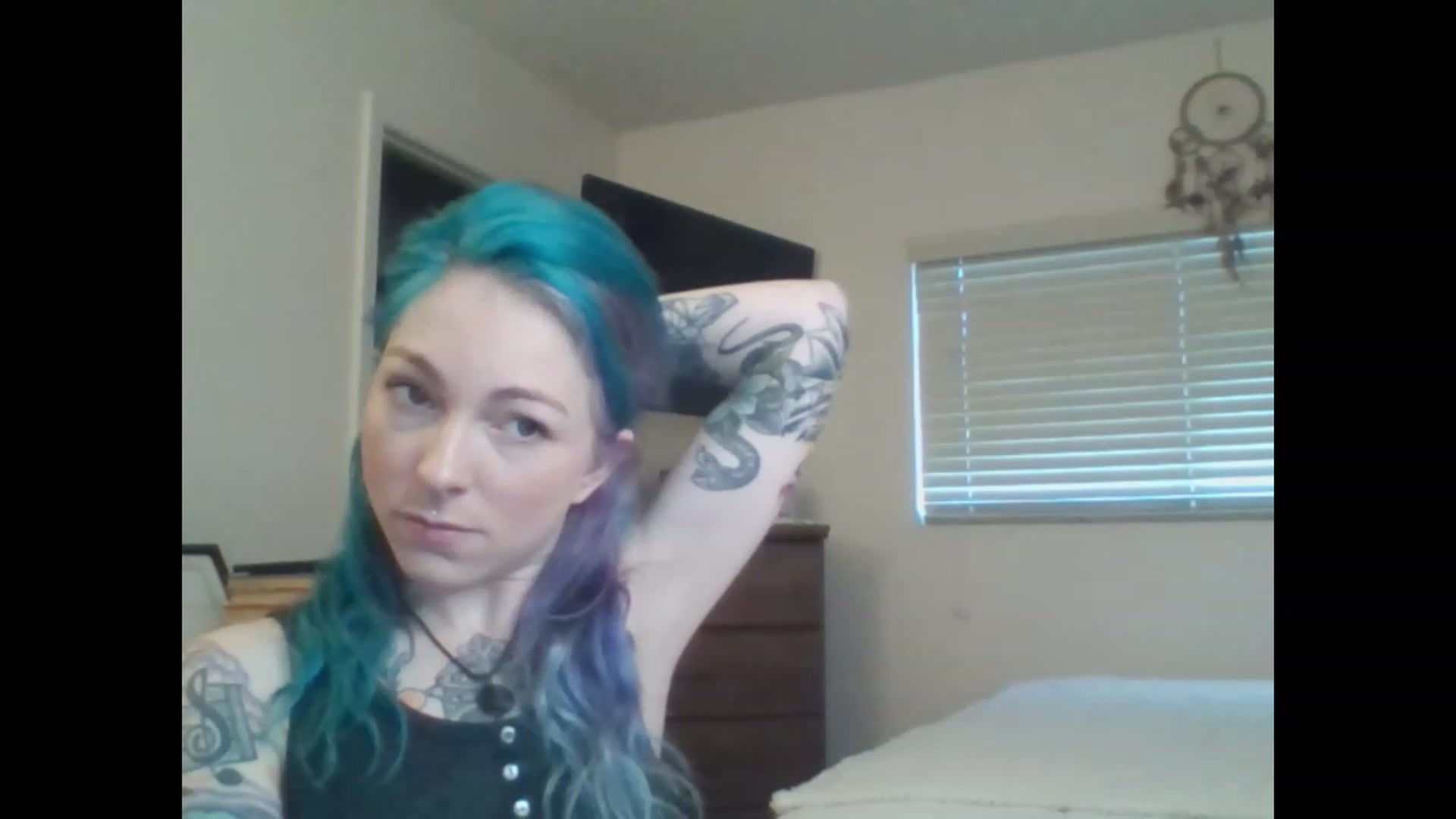 Gallery image thumbnail from SkylerGreigh's myfreecams stream on, 02/03/2023, 13:40 image 7 of 20
