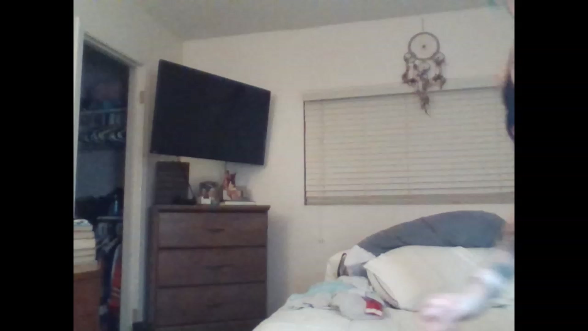 Gallery image thumbnail from SkylerGreigh's myfreecams stream on, 02/06/2023, 08:11 image 2 of 20