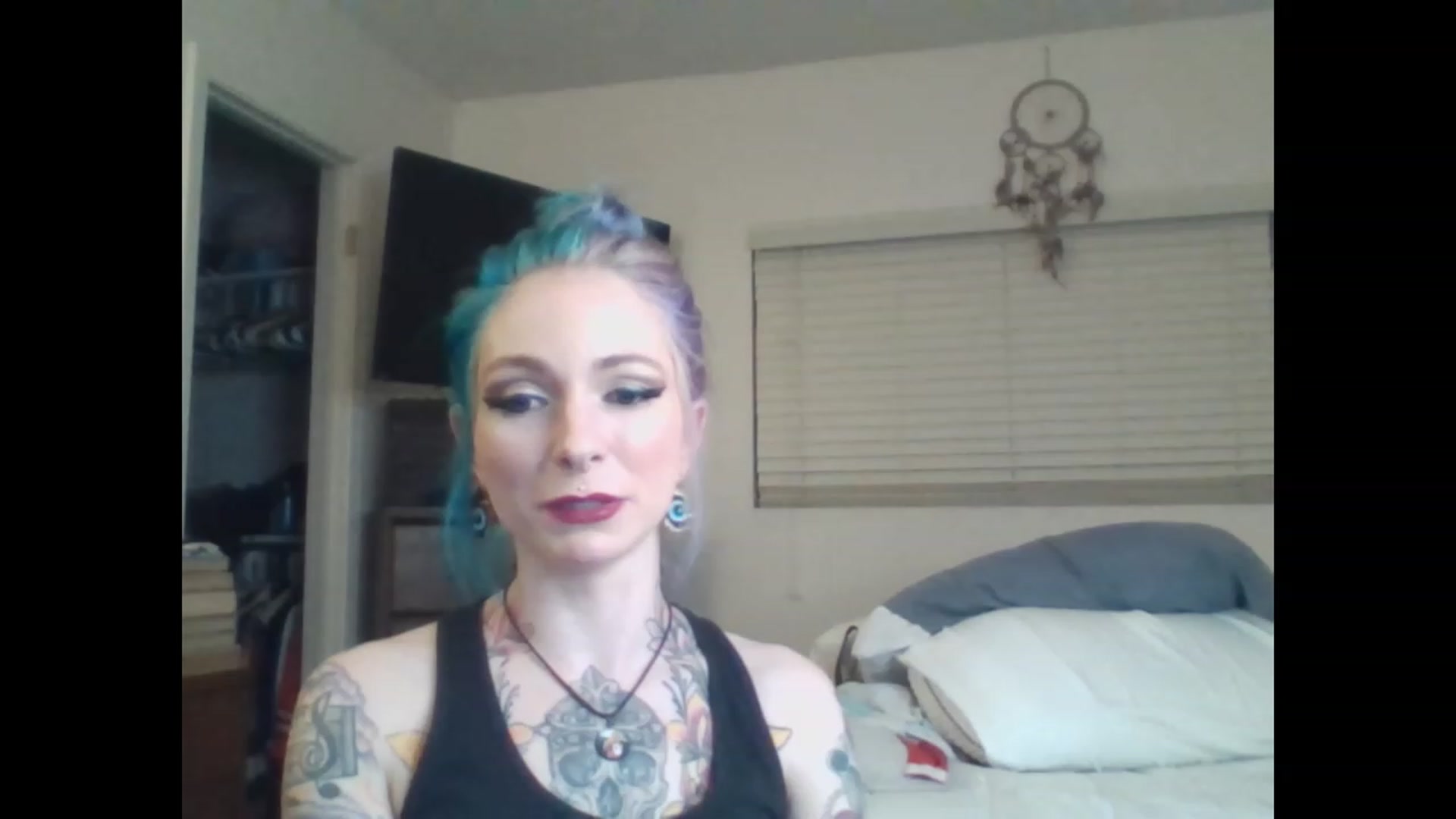 Gallery image thumbnail from SkylerGreigh's myfreecams stream on, 02/06/2023, 08:11 image 1 of 20