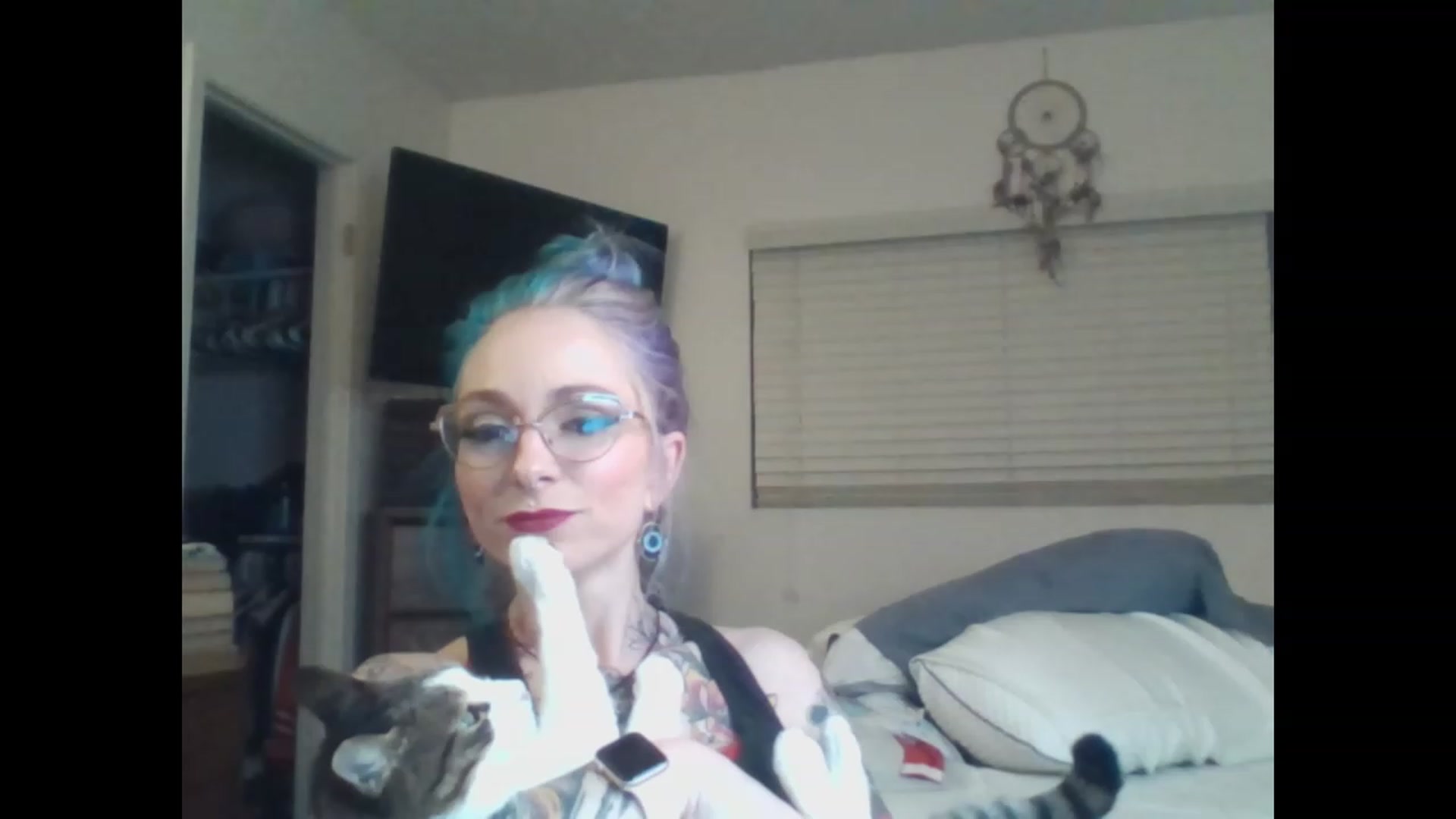 Gallery image thumbnail from SkylerGreigh's myfreecams stream on, 02/06/2023, 08:31 image 1 of 20