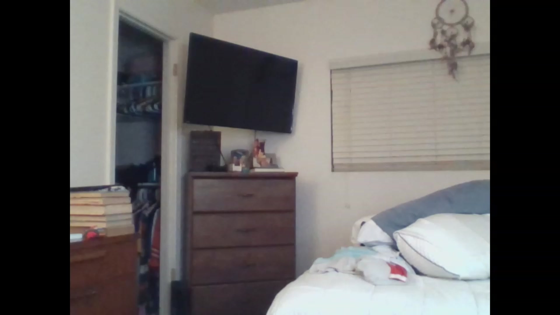 Gallery image thumbnail from SkylerGreigh's myfreecams stream on, 02/06/2023, 08:31 image 5 of 20