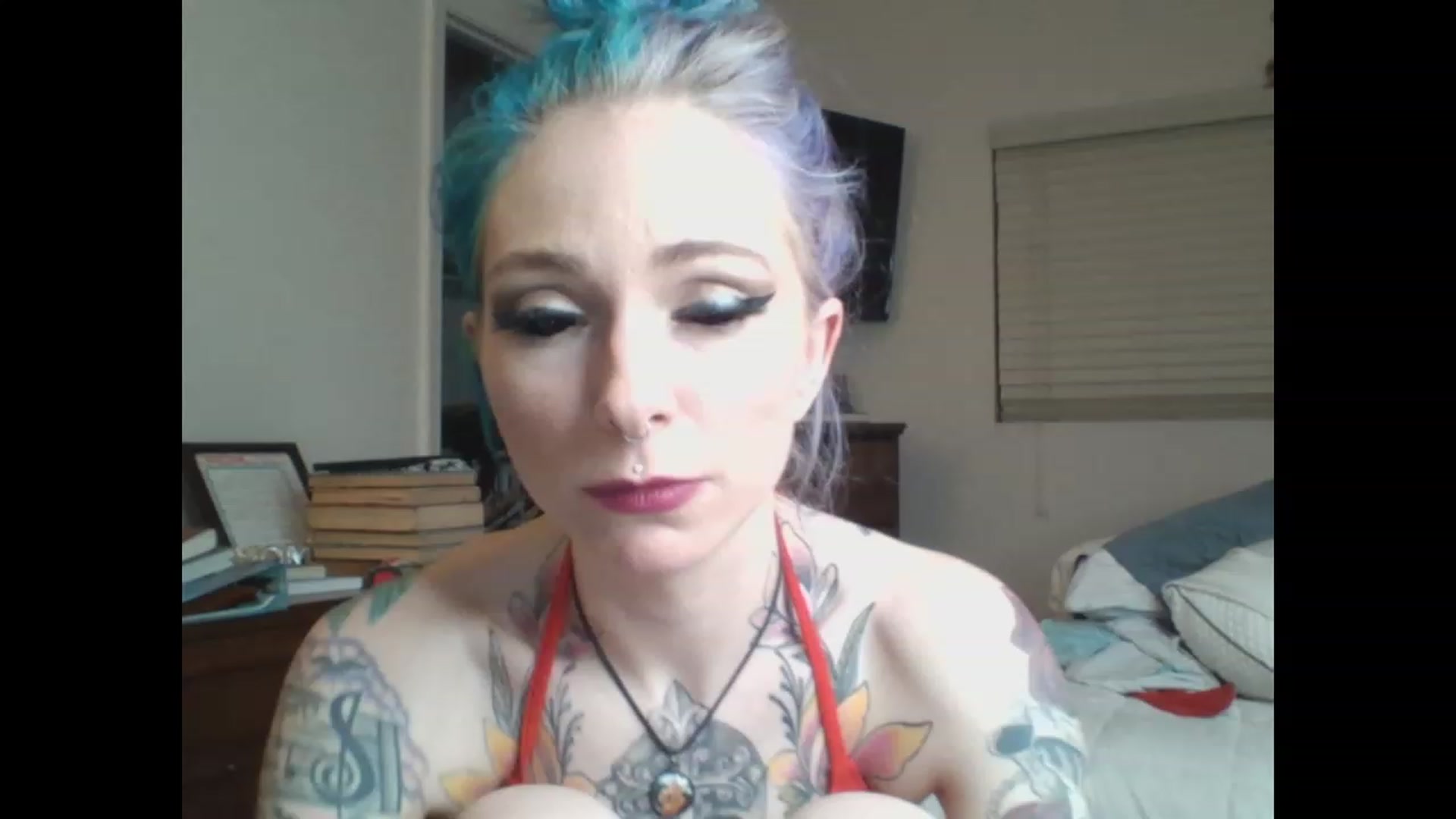 Gallery image thumbnail from SkylerGreigh's myfreecams stream on, 02/06/2023, 10:15 image 1 of 20