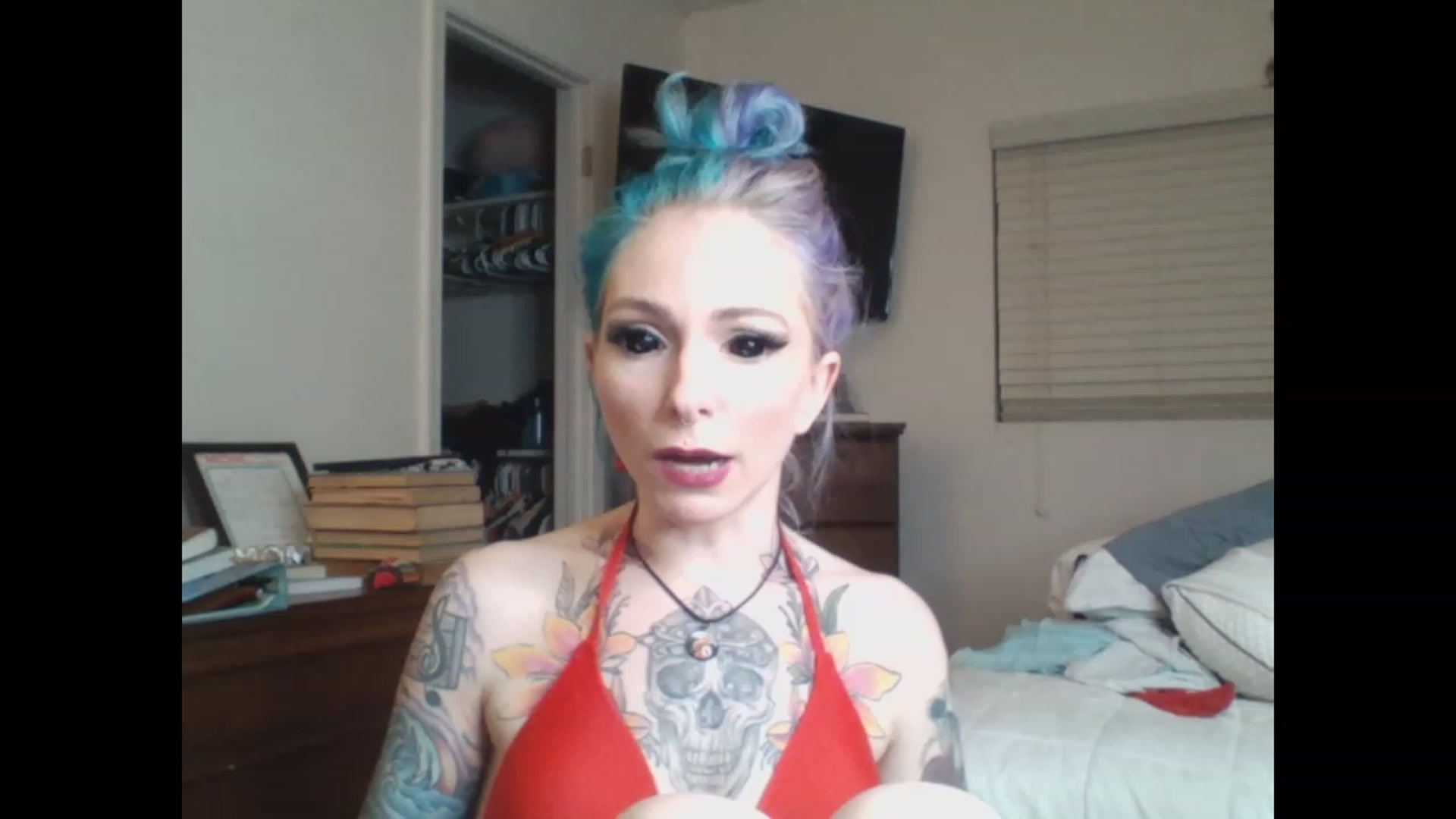 Gallery image thumbnail from SkylerGreigh's myfreecams stream on, 02/06/2023, 10:15 image 4 of 20