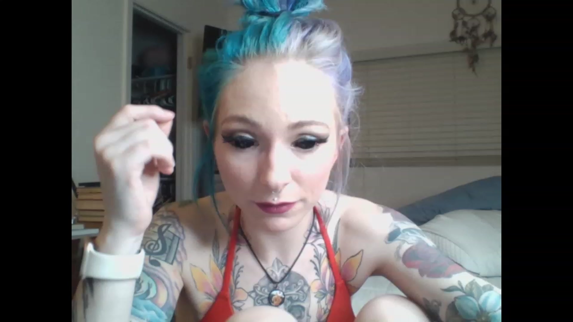 Gallery image thumbnail from SkylerGreigh's myfreecams stream on, 02/06/2023, 10:15 image 19 of 20