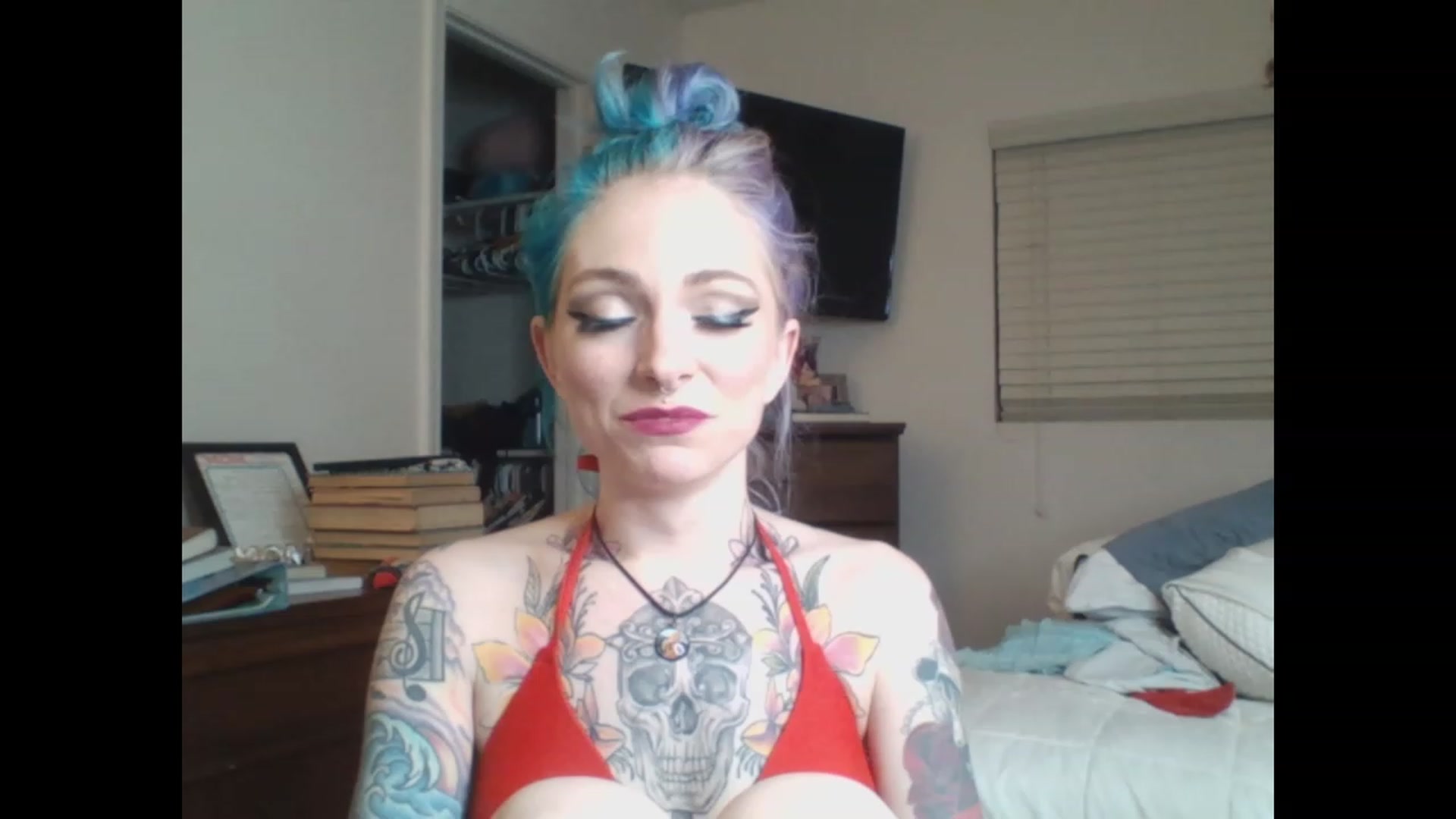 Gallery image thumbnail from SkylerGreigh's myfreecams stream on, 02/06/2023, 10:15 image 3 of 20