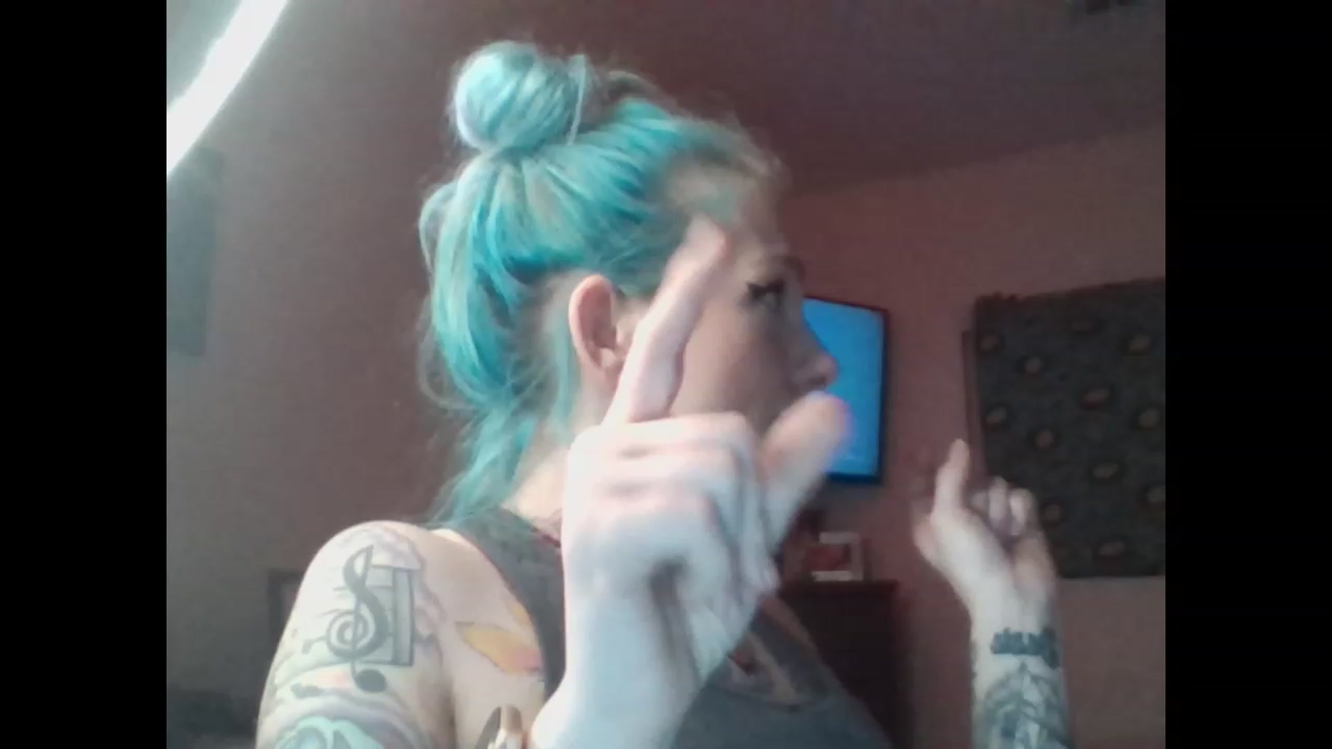 Gallery image thumbnail from SkylerGreigh's myfreecams stream on, 03/01/2023, 11:11 image 5 of 20