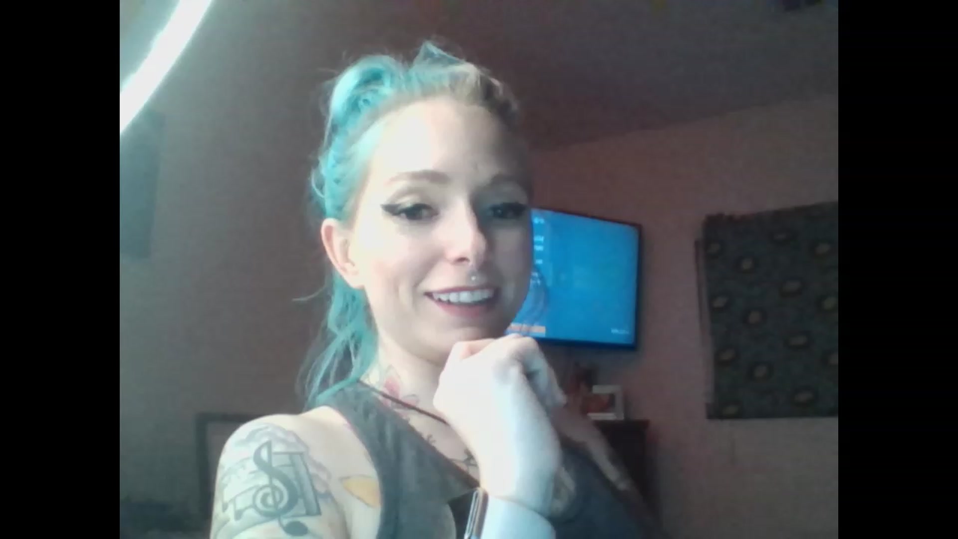 Gallery image thumbnail from SkylerGreigh's myfreecams stream on, 03/01/2023, 11:11 image 3 of 20