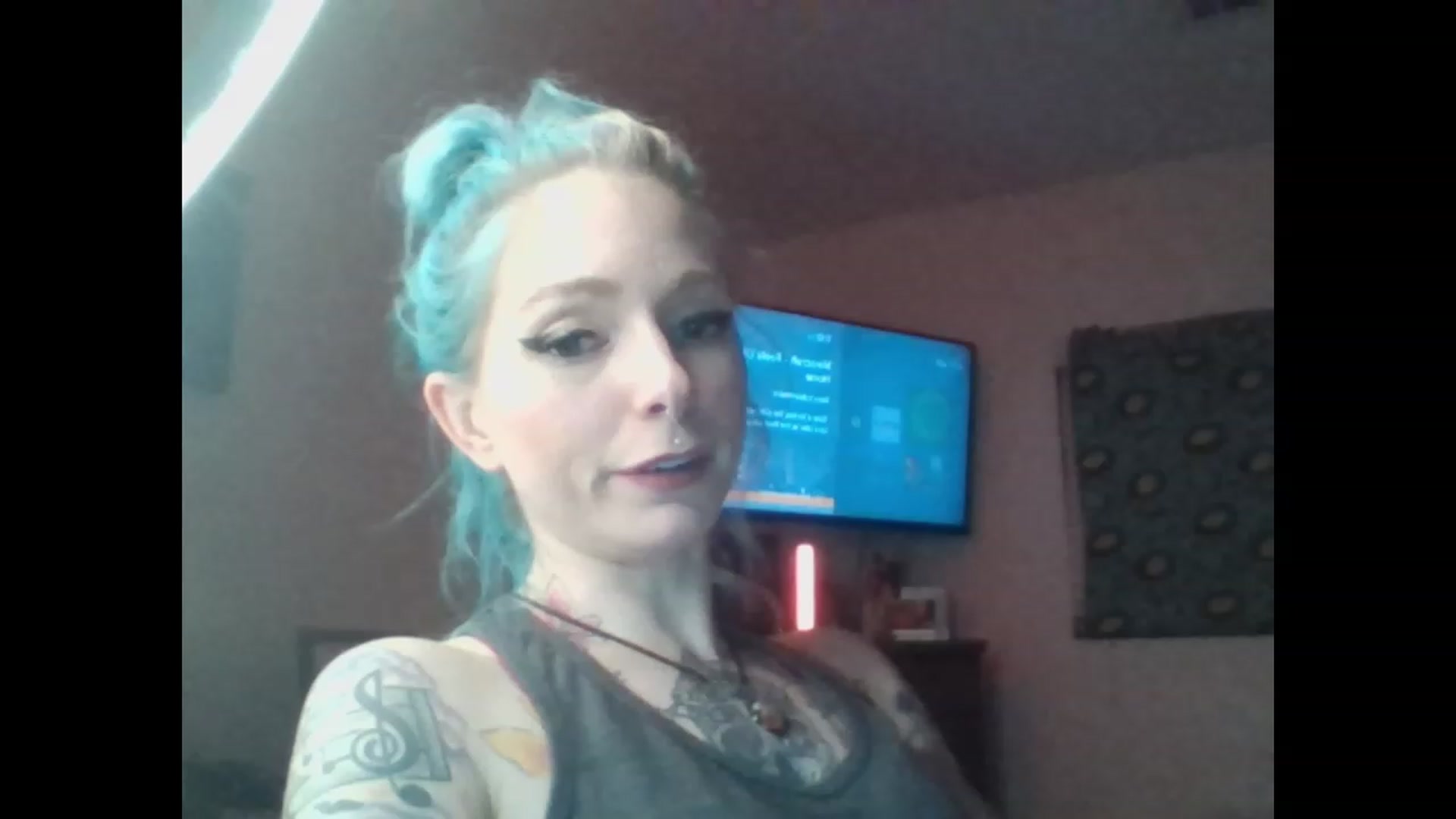 Gallery image thumbnail from SkylerGreigh's myfreecams stream on, 03/01/2023, 11:11 image 4 of 20