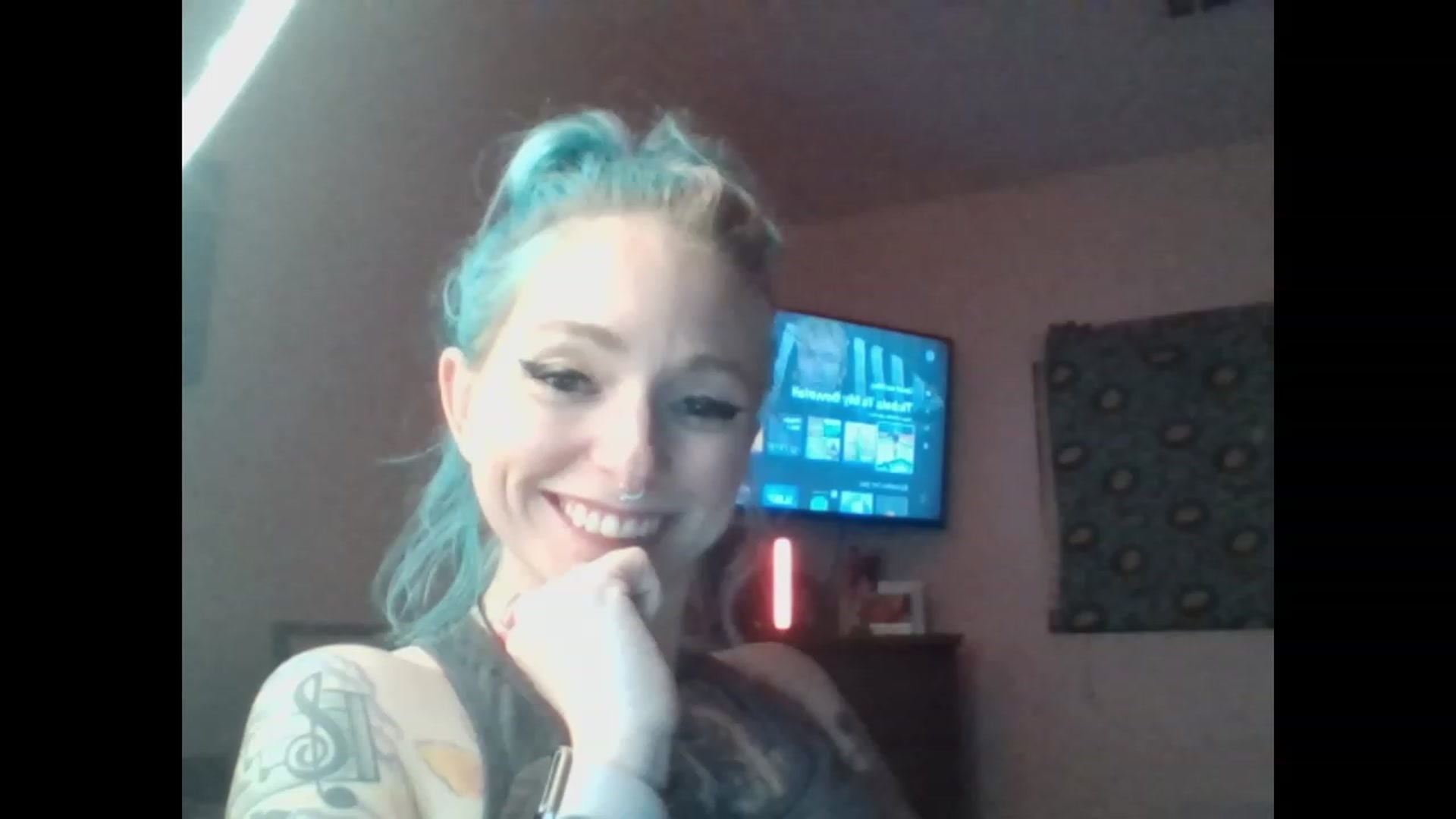 Gallery image thumbnail from SkylerGreigh's myfreecams stream on, 03/01/2023, 11:11 image 10 of 20