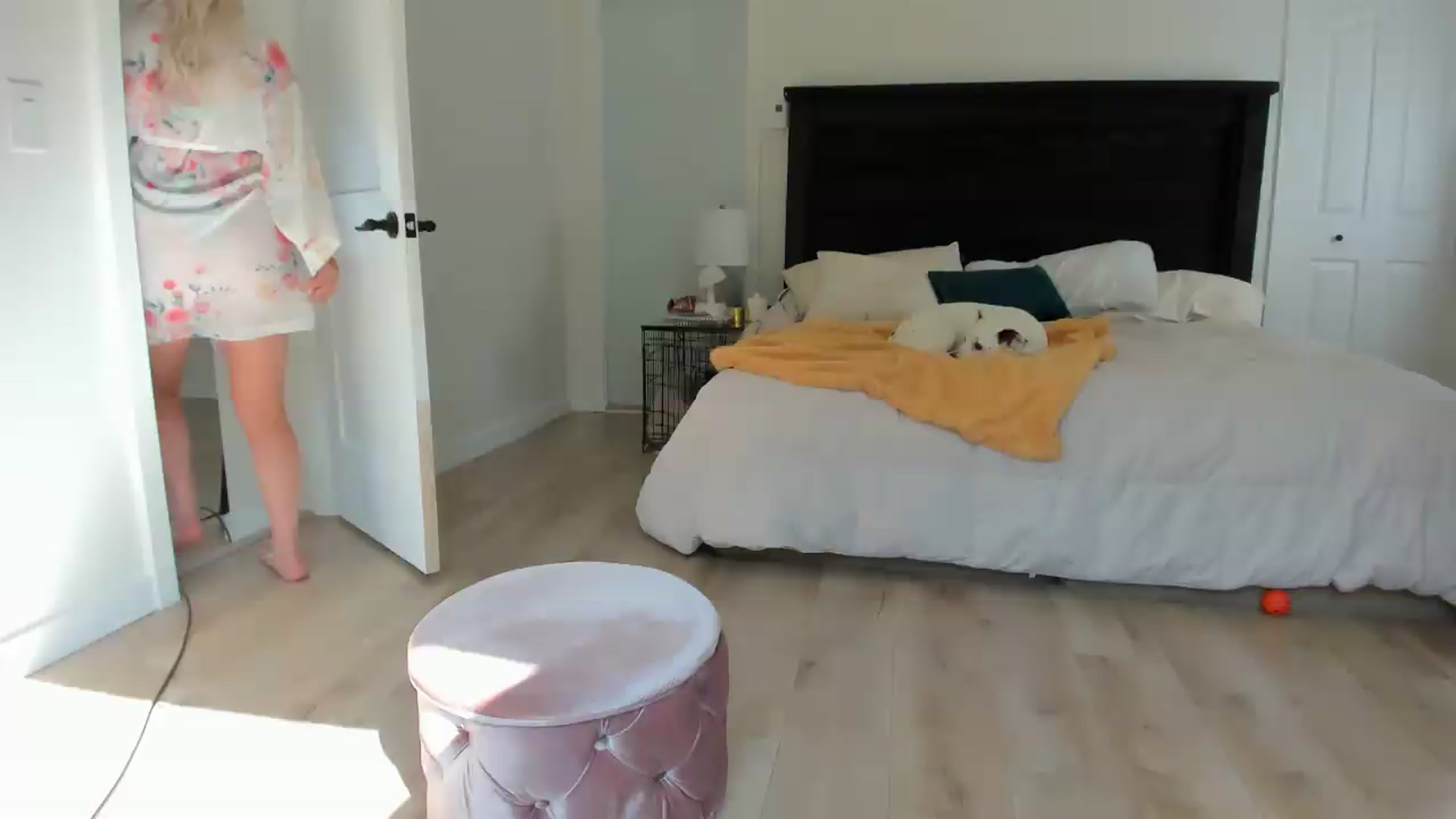 Gallery image thumbnail from Skyler_Gray's myfreecams stream on, 04/17/2026, 17:52 image 4 of 20