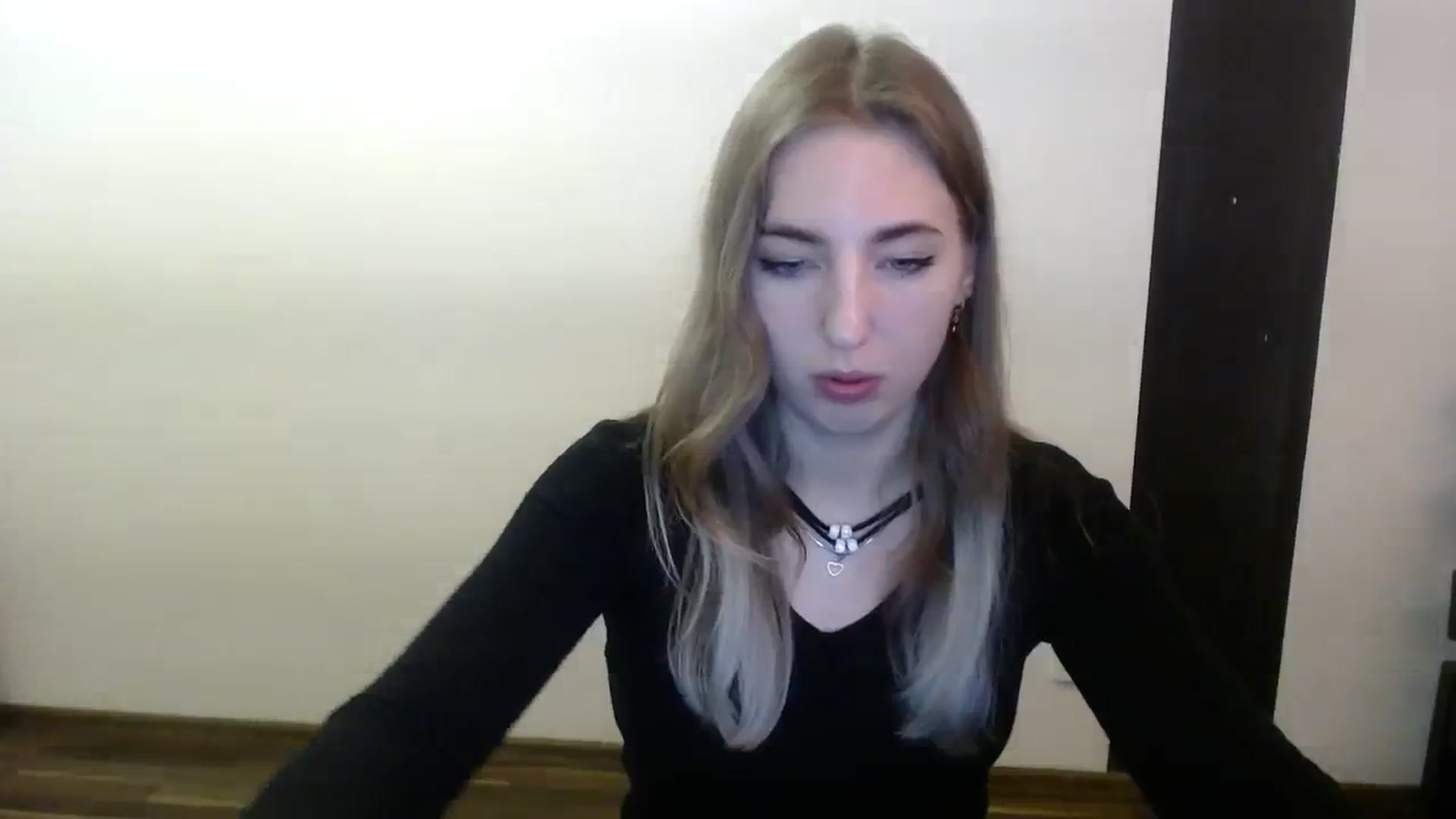Gallery image thumbnail from Skyyyy's myfreecams stream on, 02/27/2024, 19:49 image 3 of 20