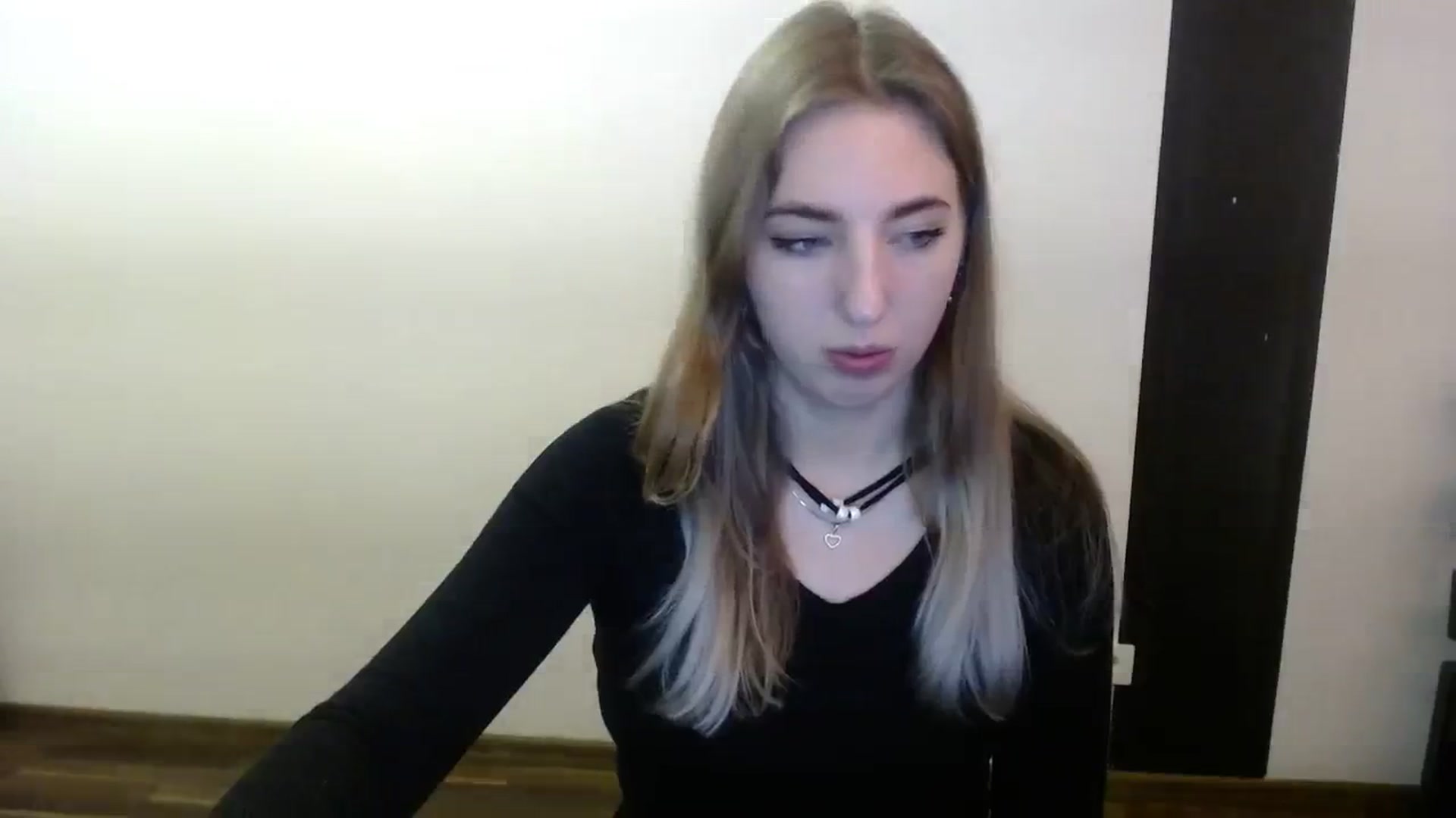 Gallery image thumbnail from Skyyyy's myfreecams stream on, 02/27/2024, 19:49 image 17 of 20