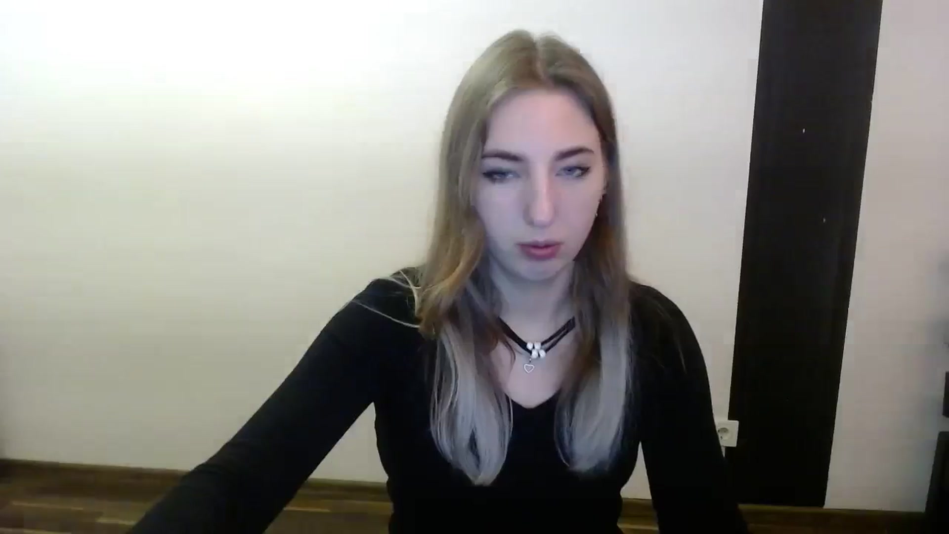 Gallery image thumbnail from Skyyyy's myfreecams stream on, 02/27/2024, 19:49 image 7 of 20