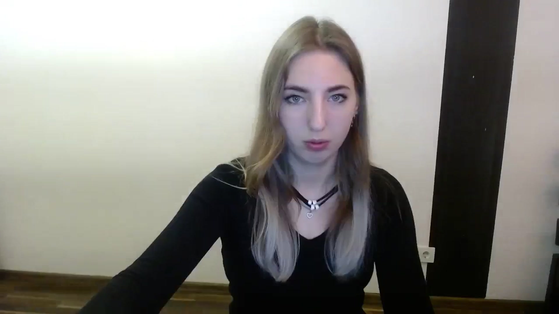Gallery image thumbnail from Skyyyy's myfreecams stream on, 02/27/2024, 19:49 image 9 of 20