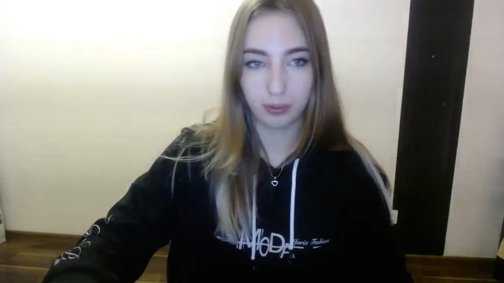 Gallery image thumbnail from Skyyyy's myfreecams stream on, 02/29/2024, 15:51 image 10 of 20